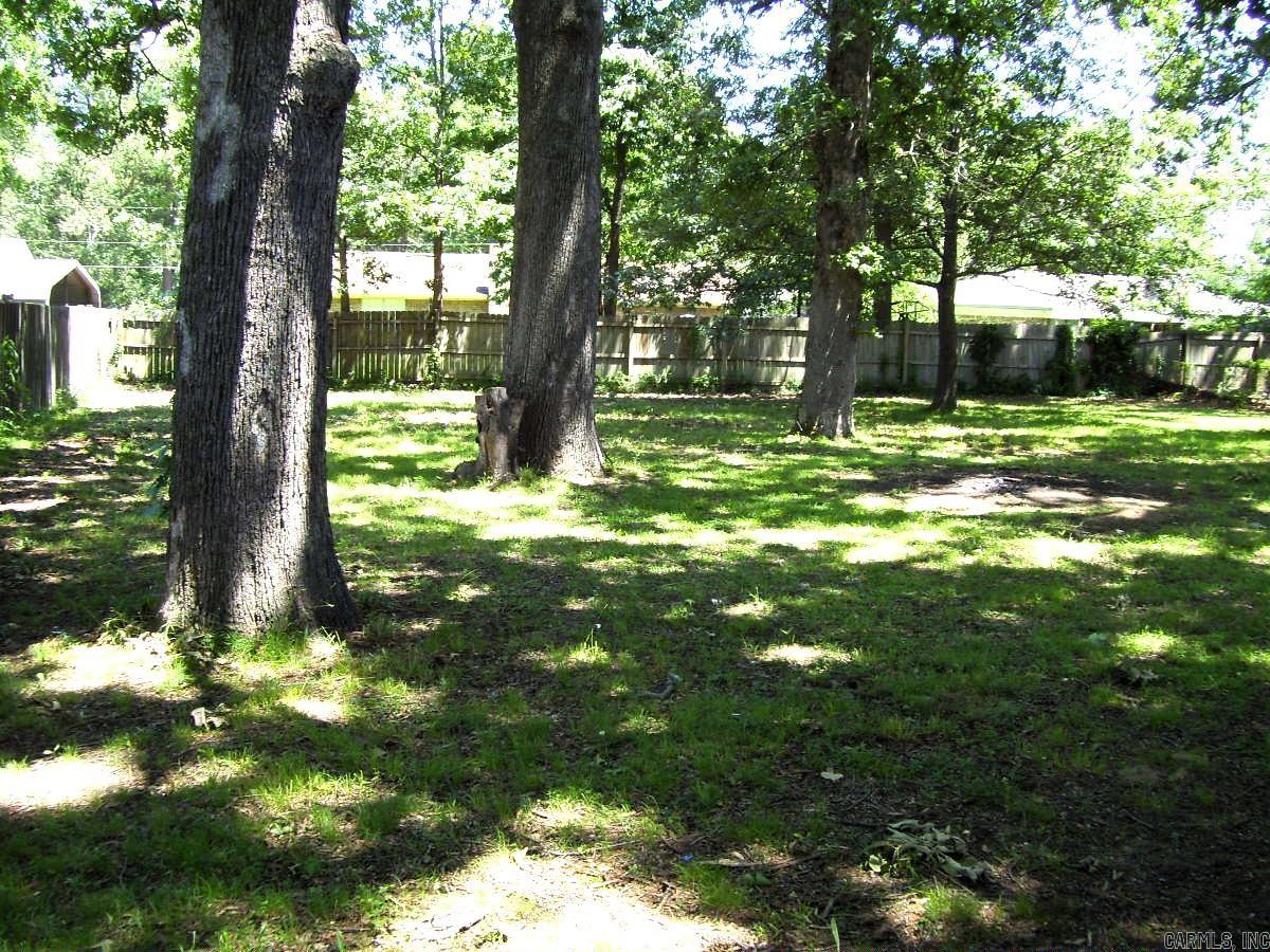 1652 N Constitution  Ashdown, AR