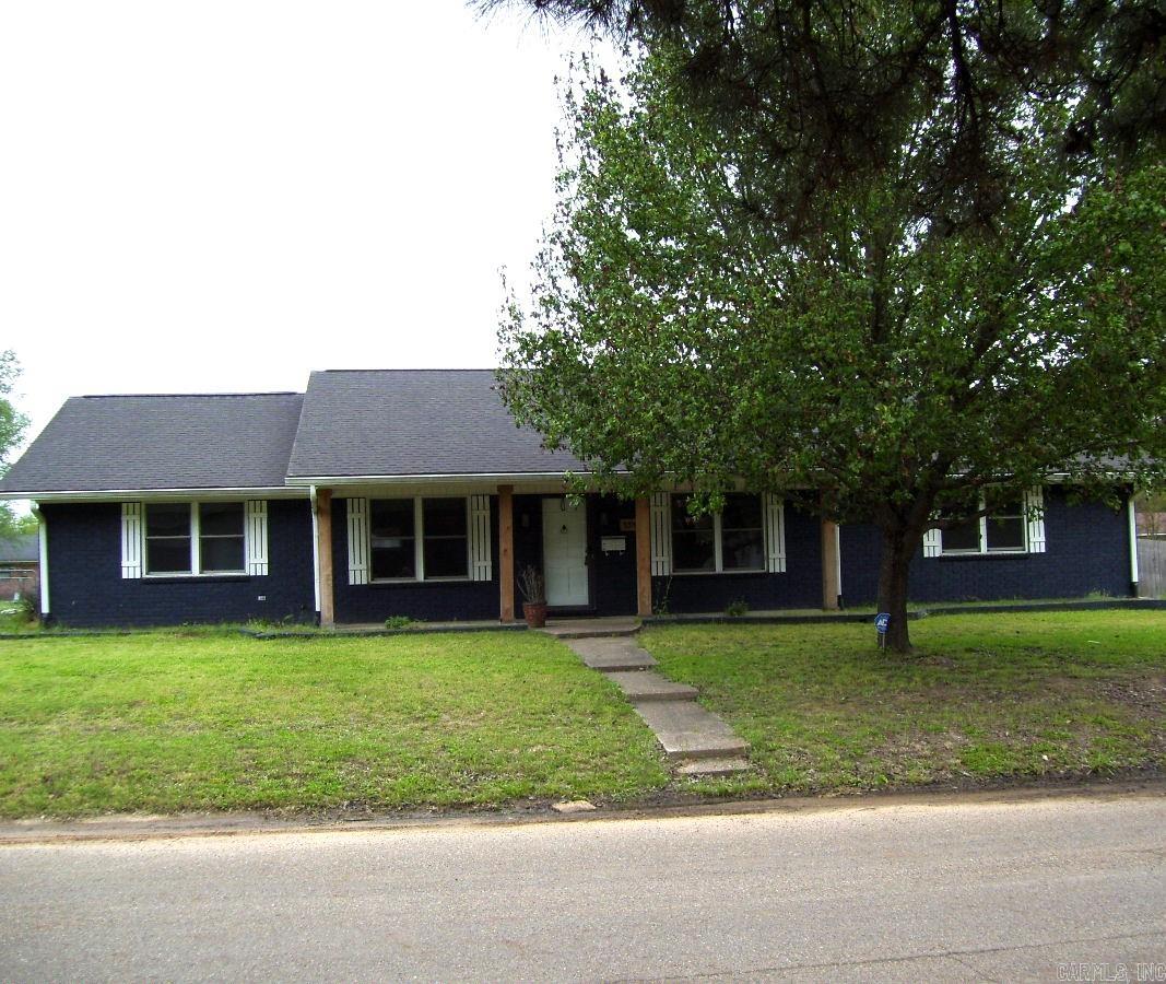 1511  Leona  Ashdown, AR