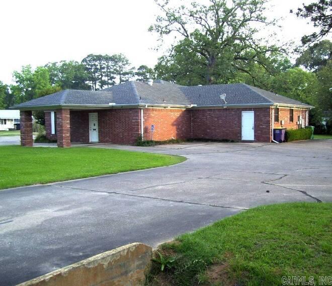 170 S 4th  Ashdown, AR