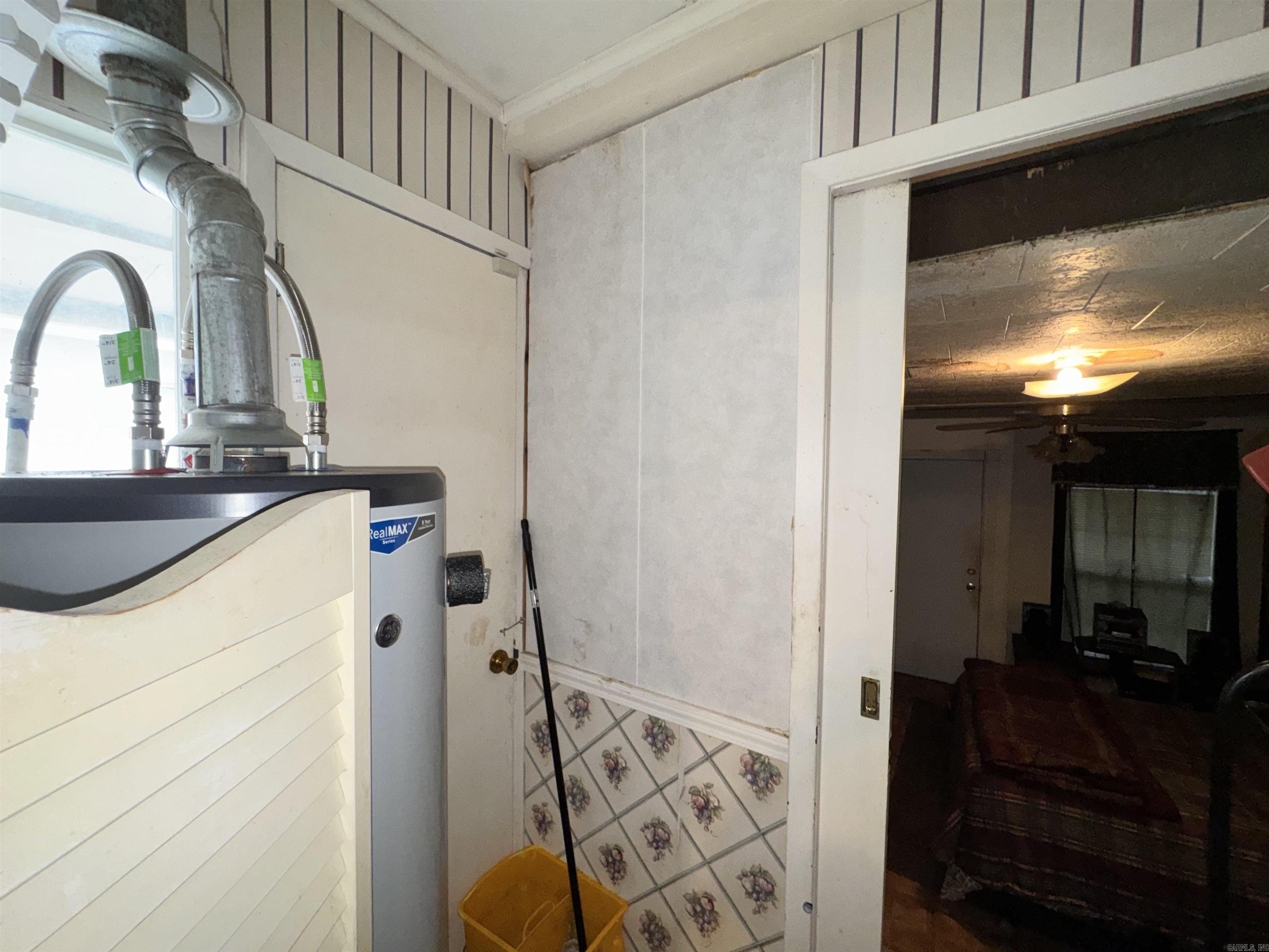 211 W Lynn  Stuttgart, AR