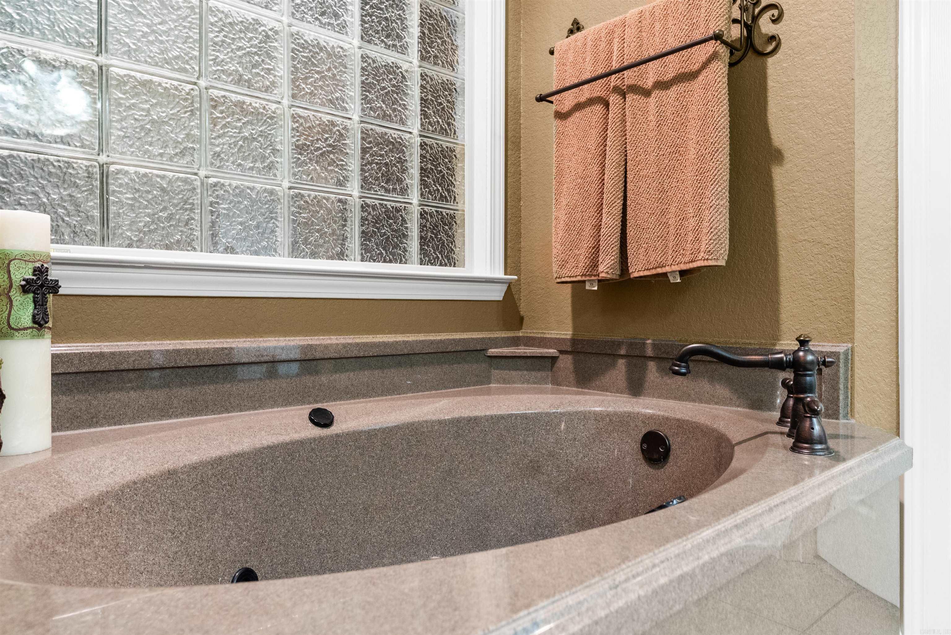 28 Place Lane  Greenbrier, AR