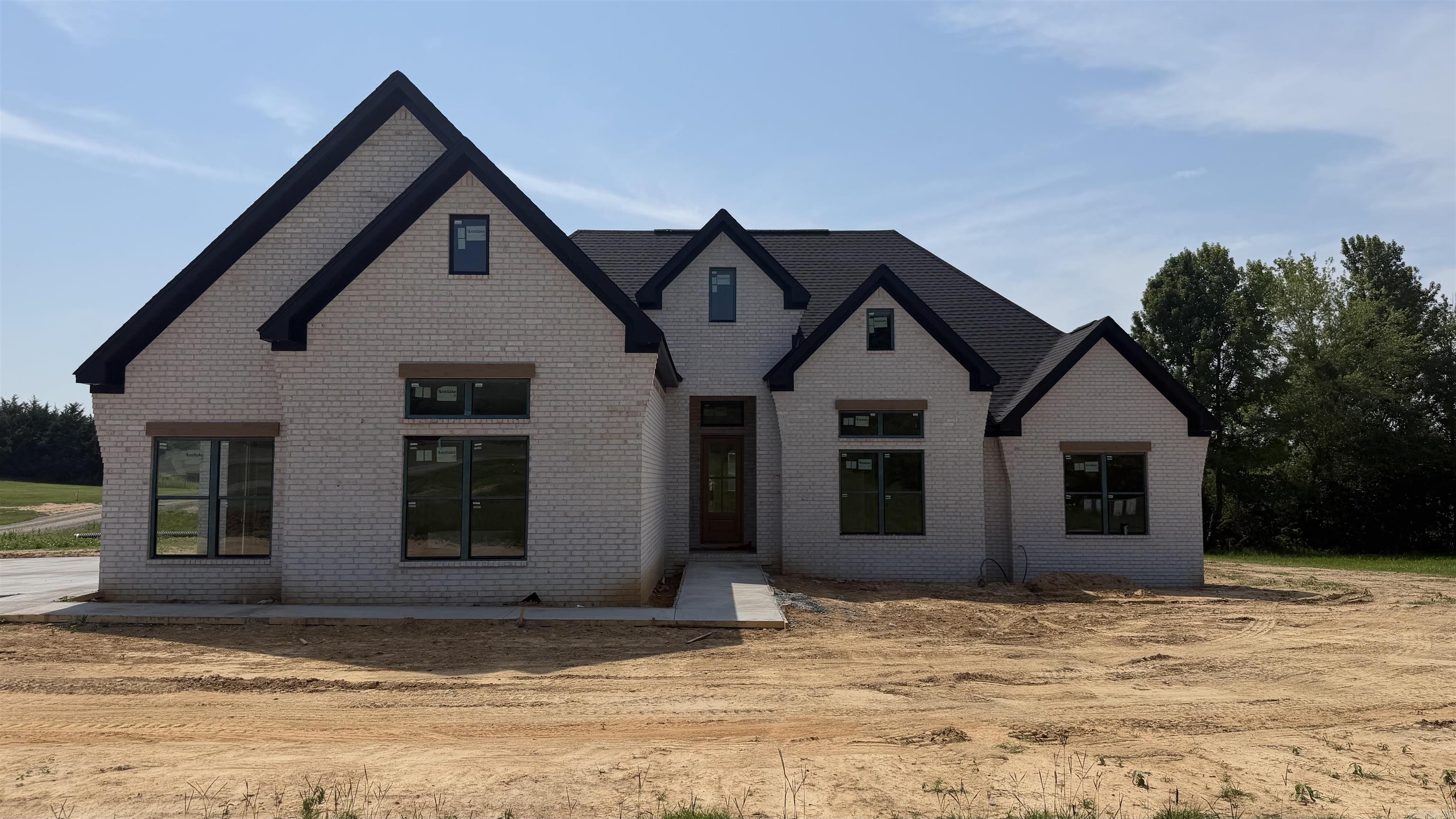 137 Arrowhead Rd  Greenbrier, AR