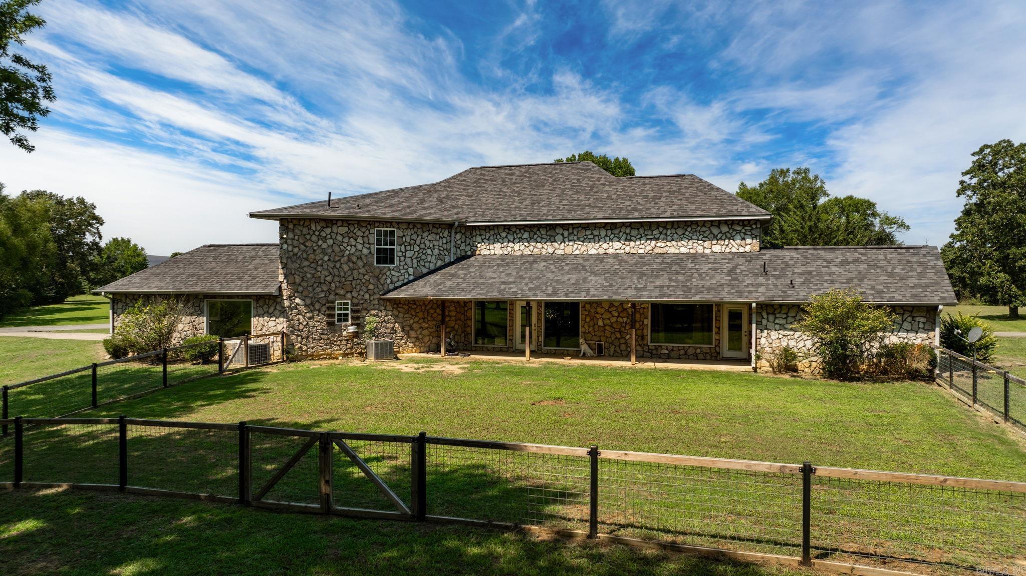 40 Pearson Ridge  Greenbrier, AR