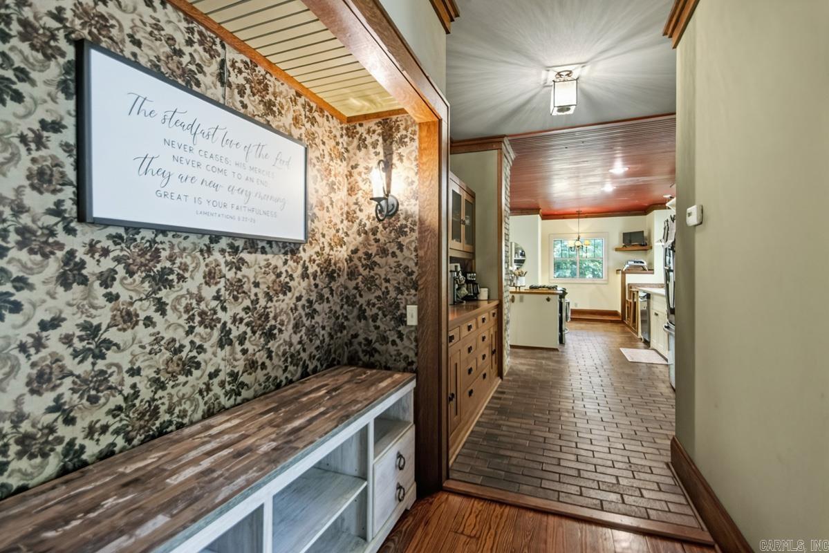 990 Buckwood  Bauxite, AR