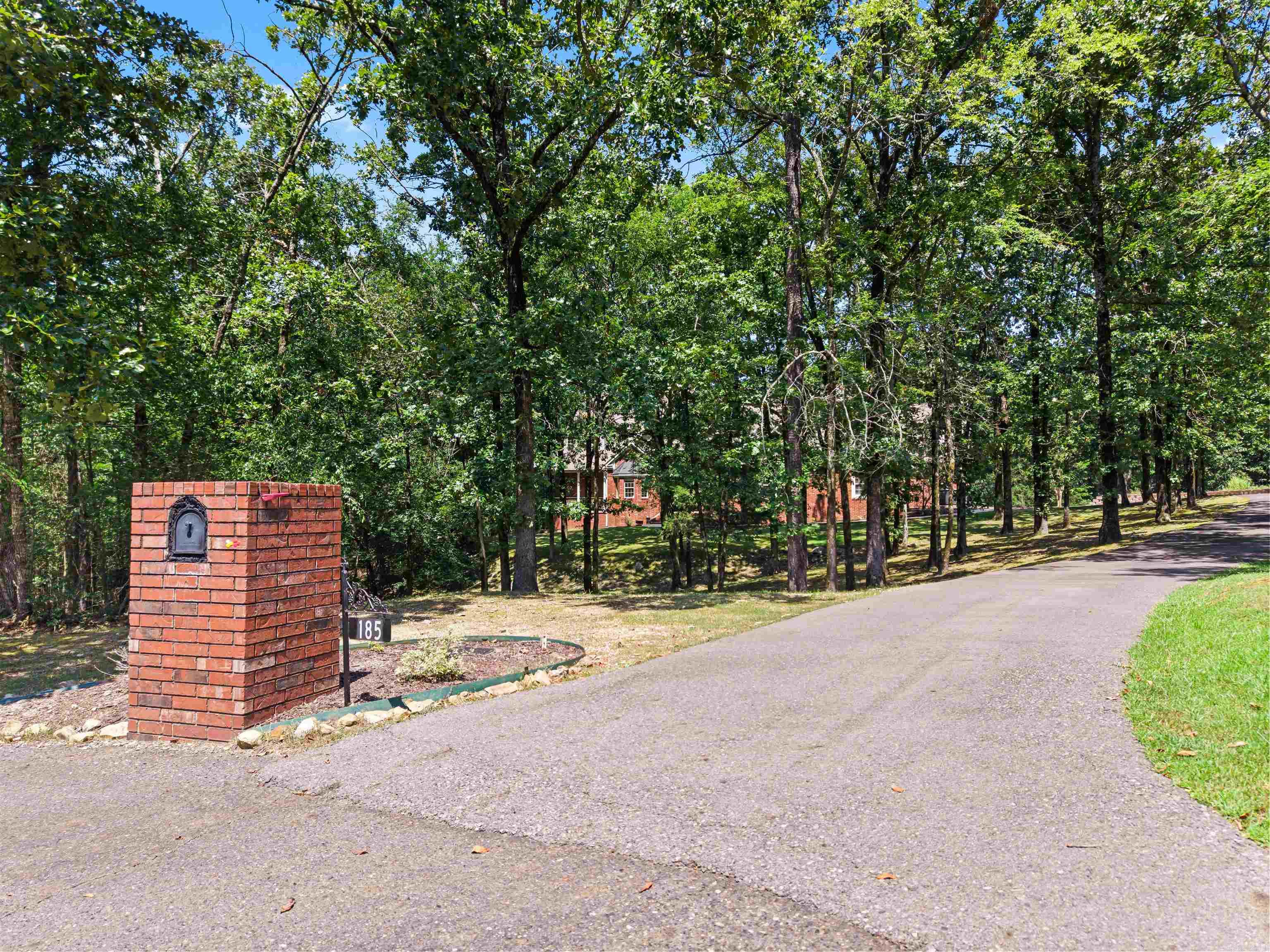 185 Hillside  Hot Springs, AR