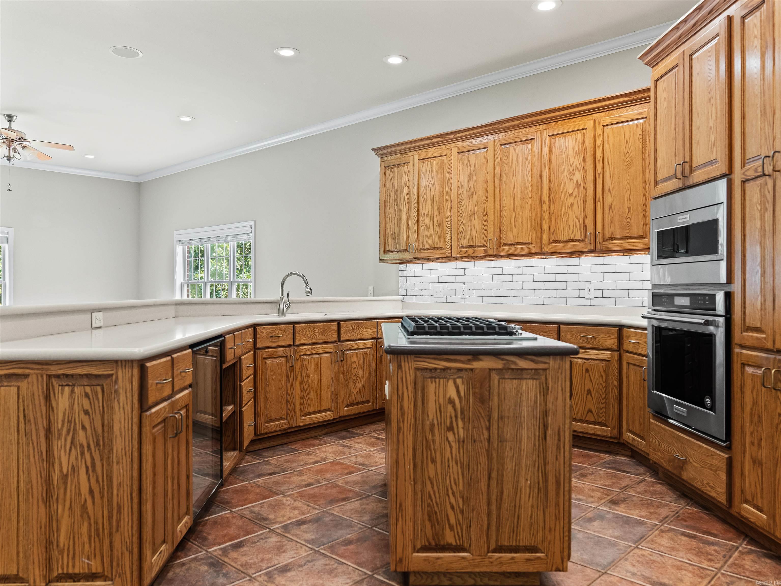 185 Hillside  Hot Springs, AR