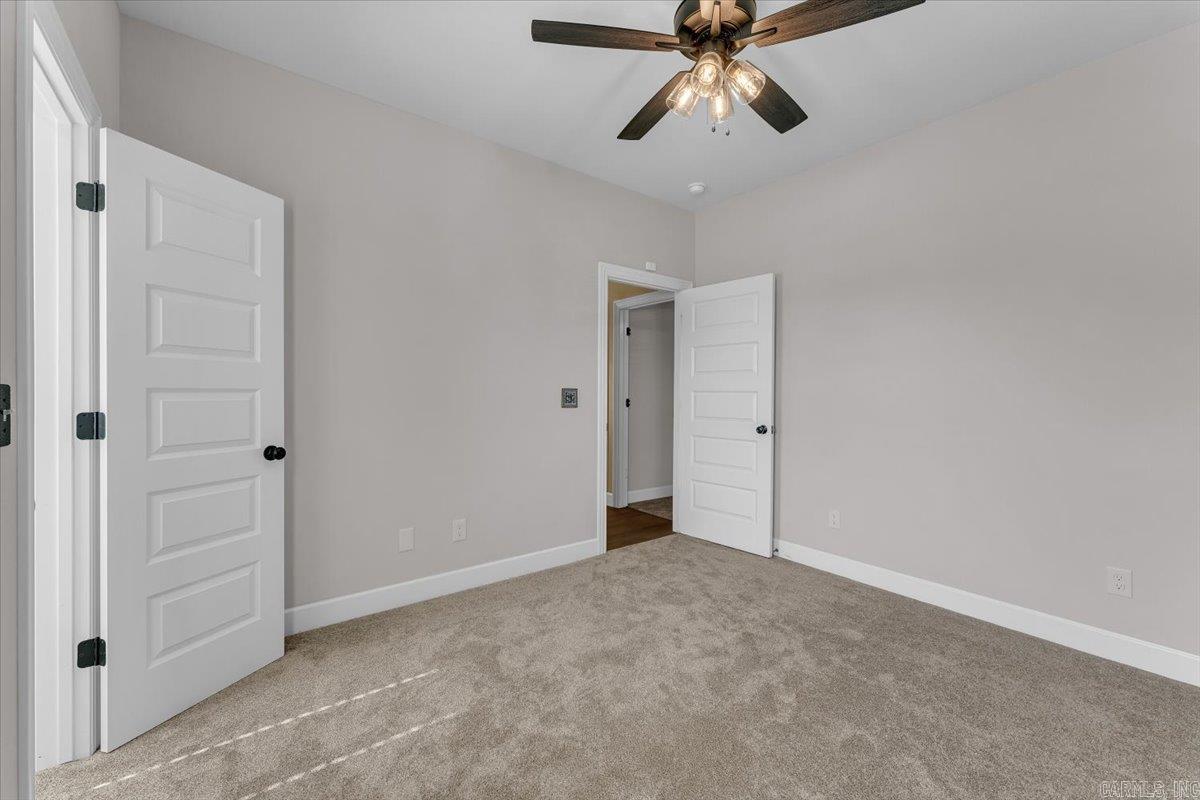 1813 Salmon  Pea Ridge, AR
