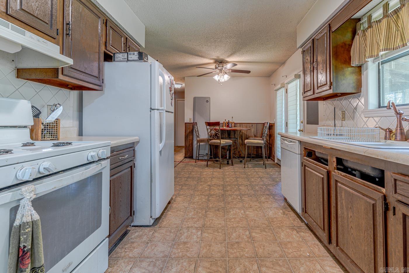 1135 Meadowcrest  Mountain Home, AR