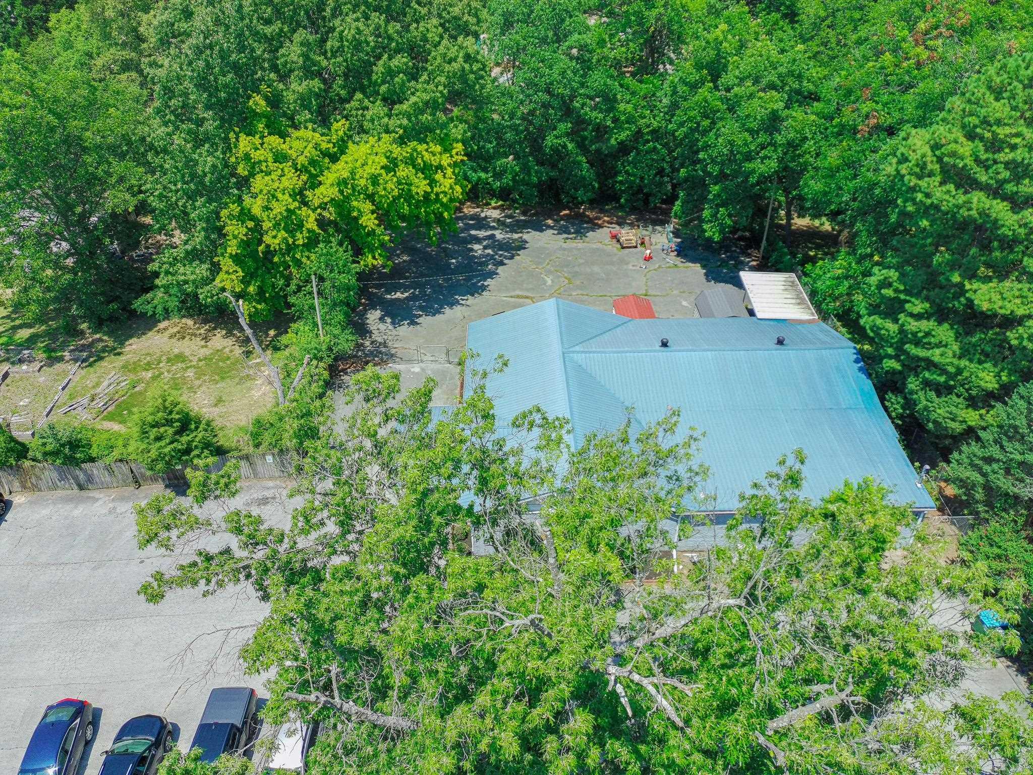 906 E Matthews  Jonesboro, AR