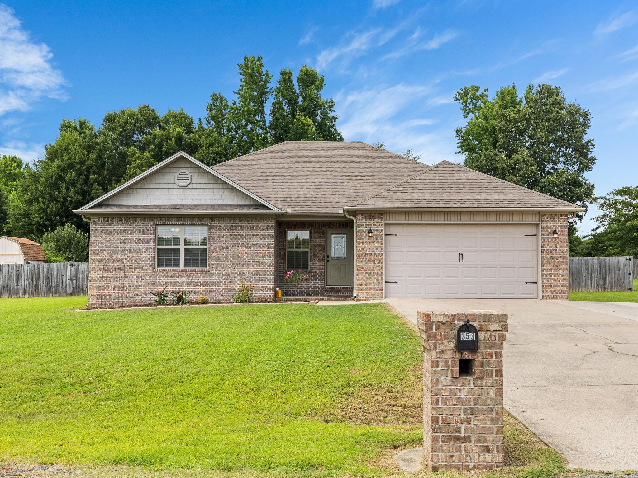353 Cinel  Austin, AR