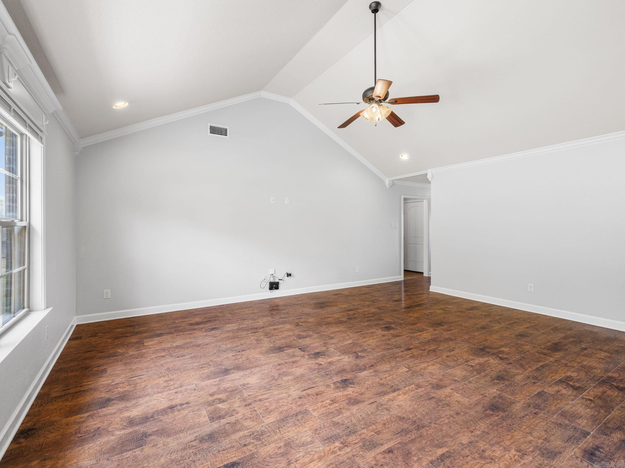 353 Cinel  Austin, AR