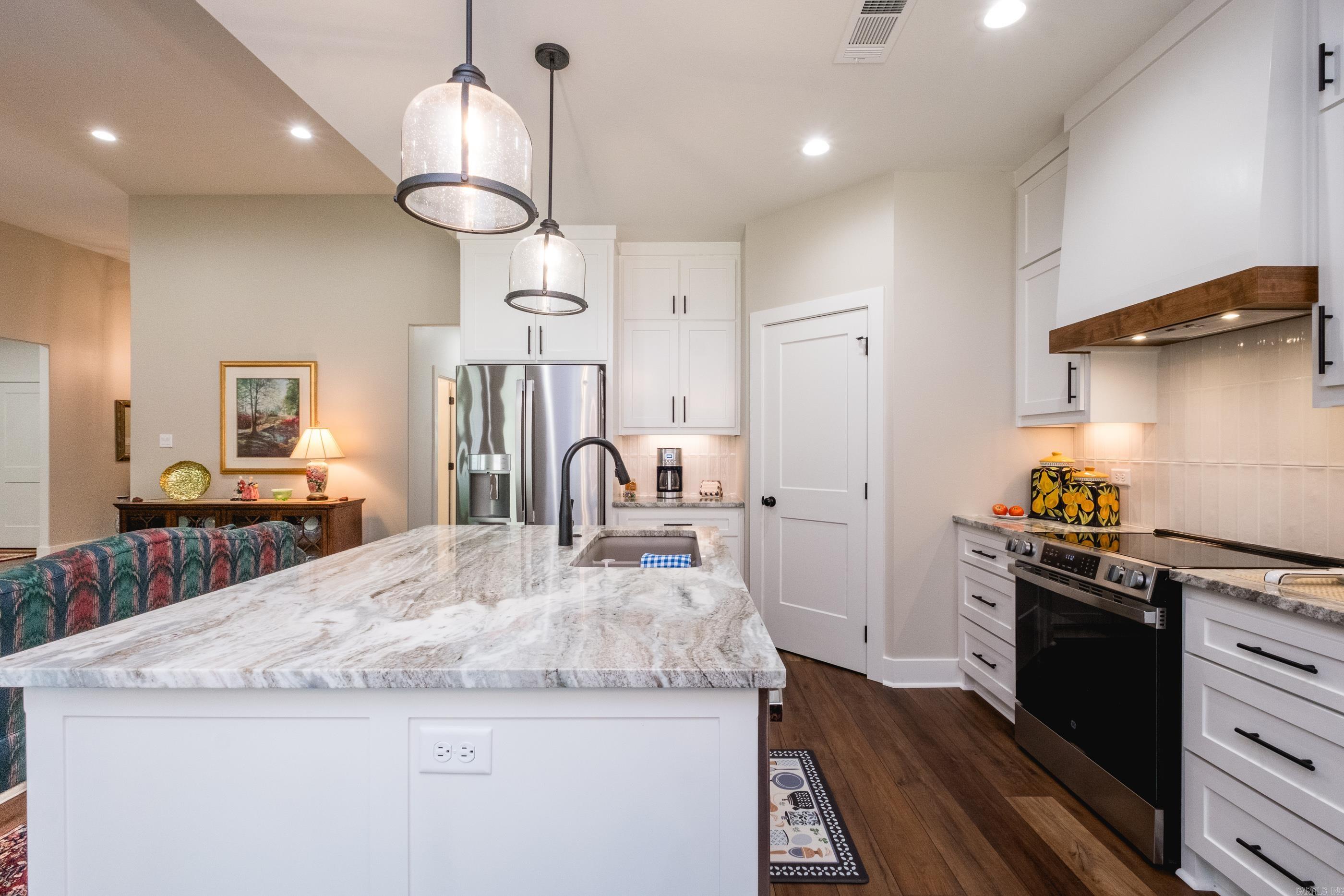 15001 Matterhorn  Maumelle, AR