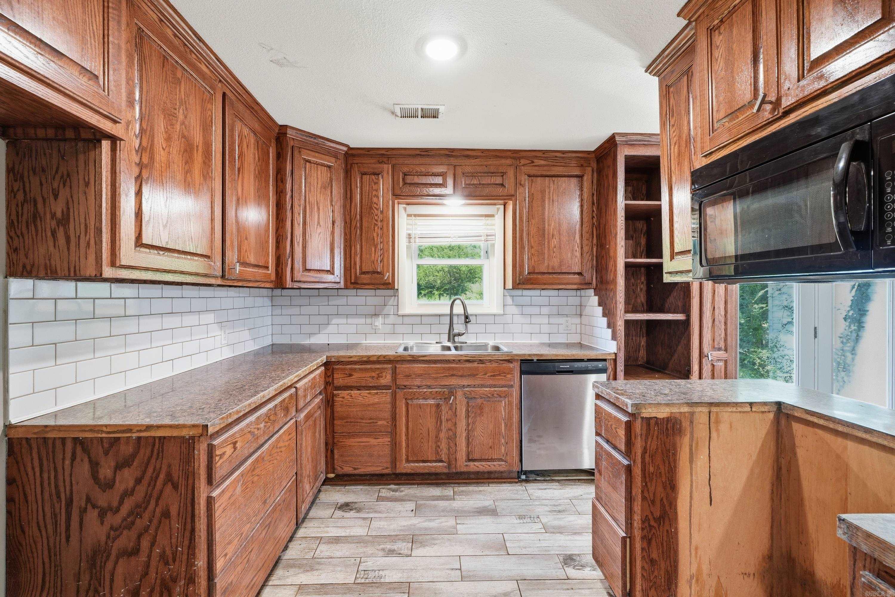 371 Blair  Greenbrier, AR