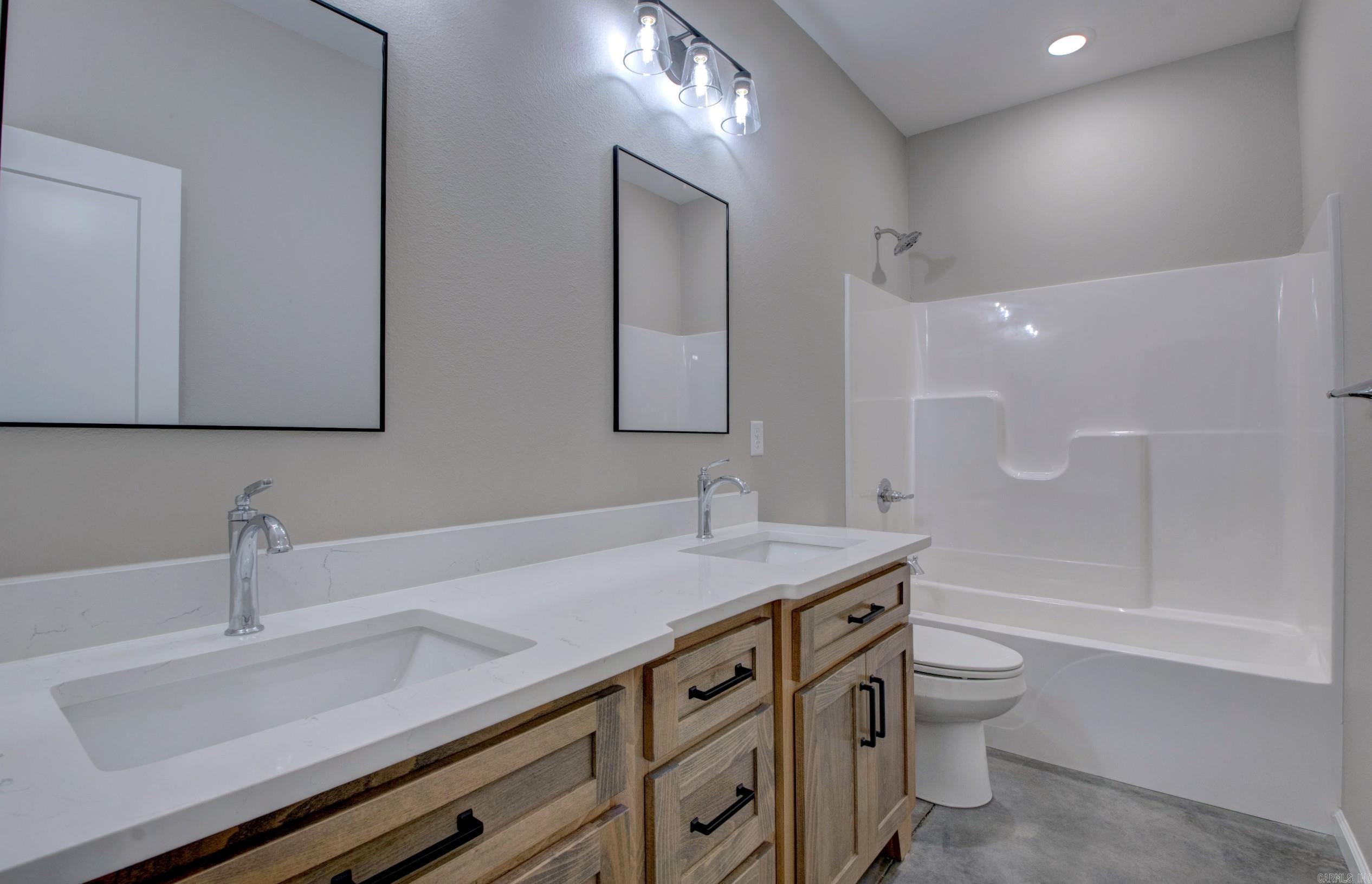 32 Echohawk Ln  Cabot, AR