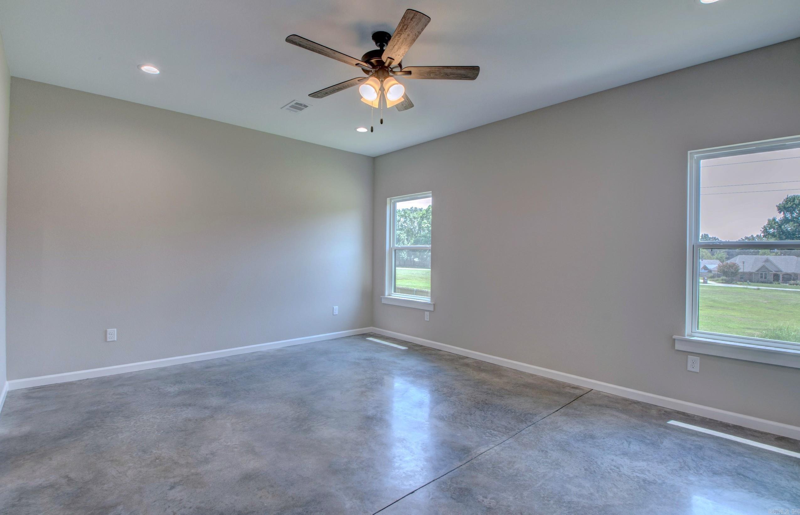 32 Echohawk Ln  Cabot, AR