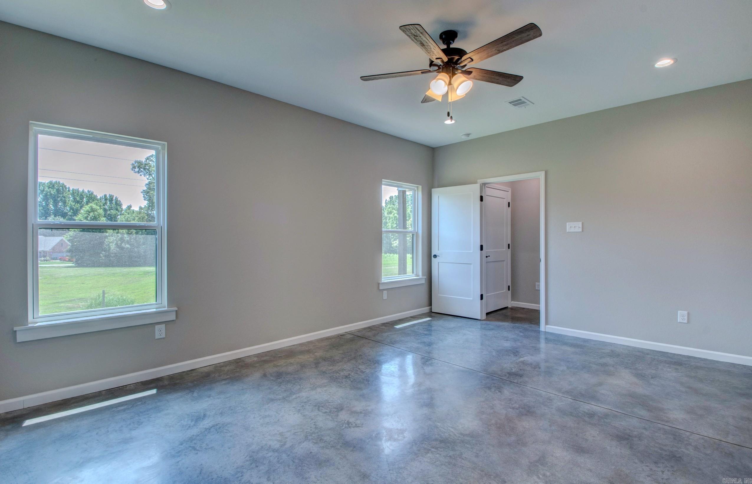 32 Echohawk Ln  Cabot, AR