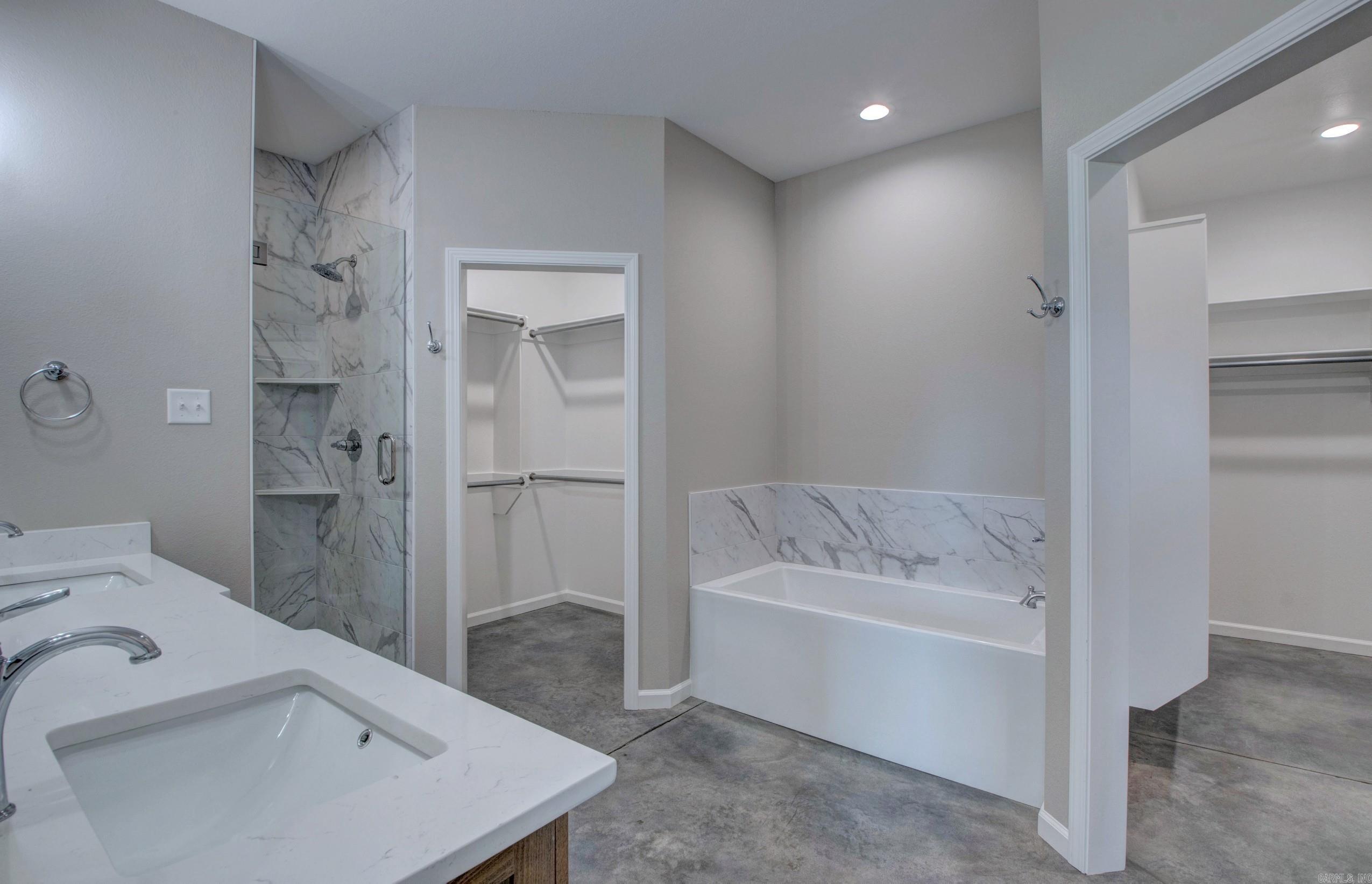 32 Echohawk Ln  Cabot, AR