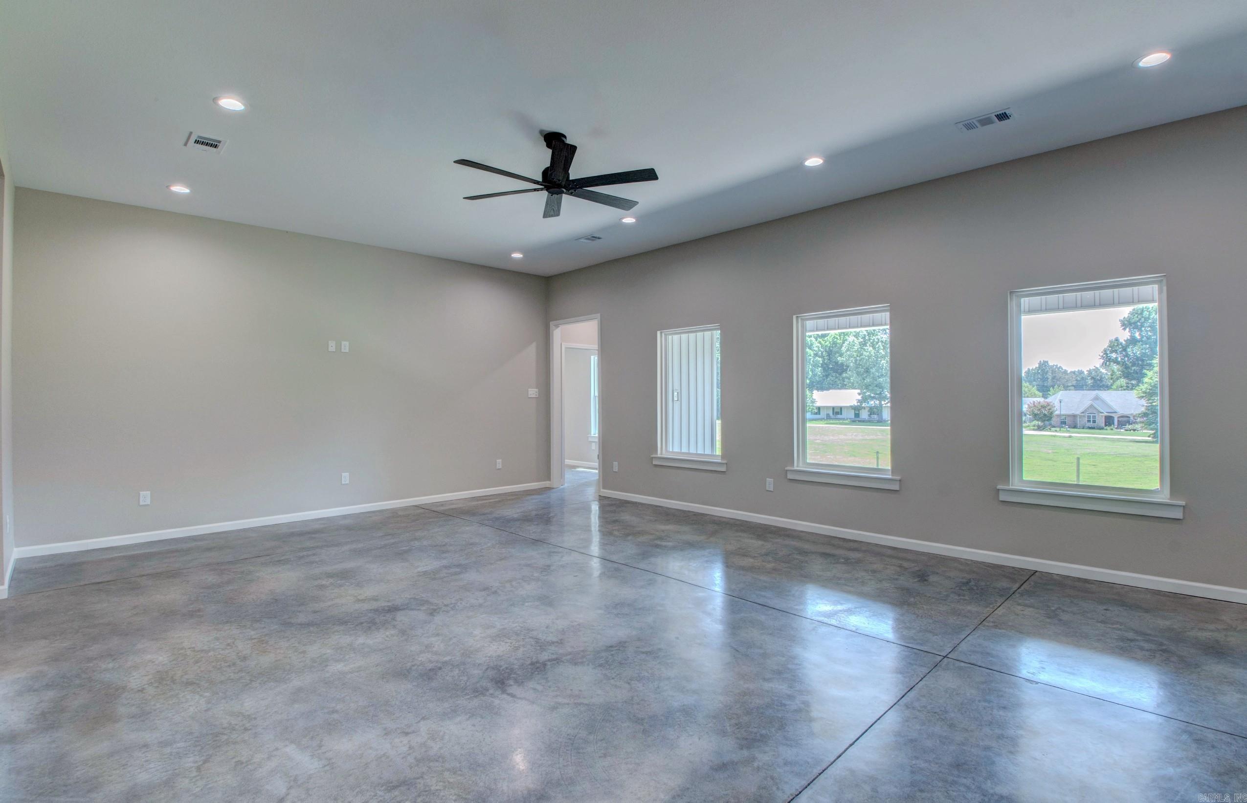32 Echohawk Ln  Cabot, AR