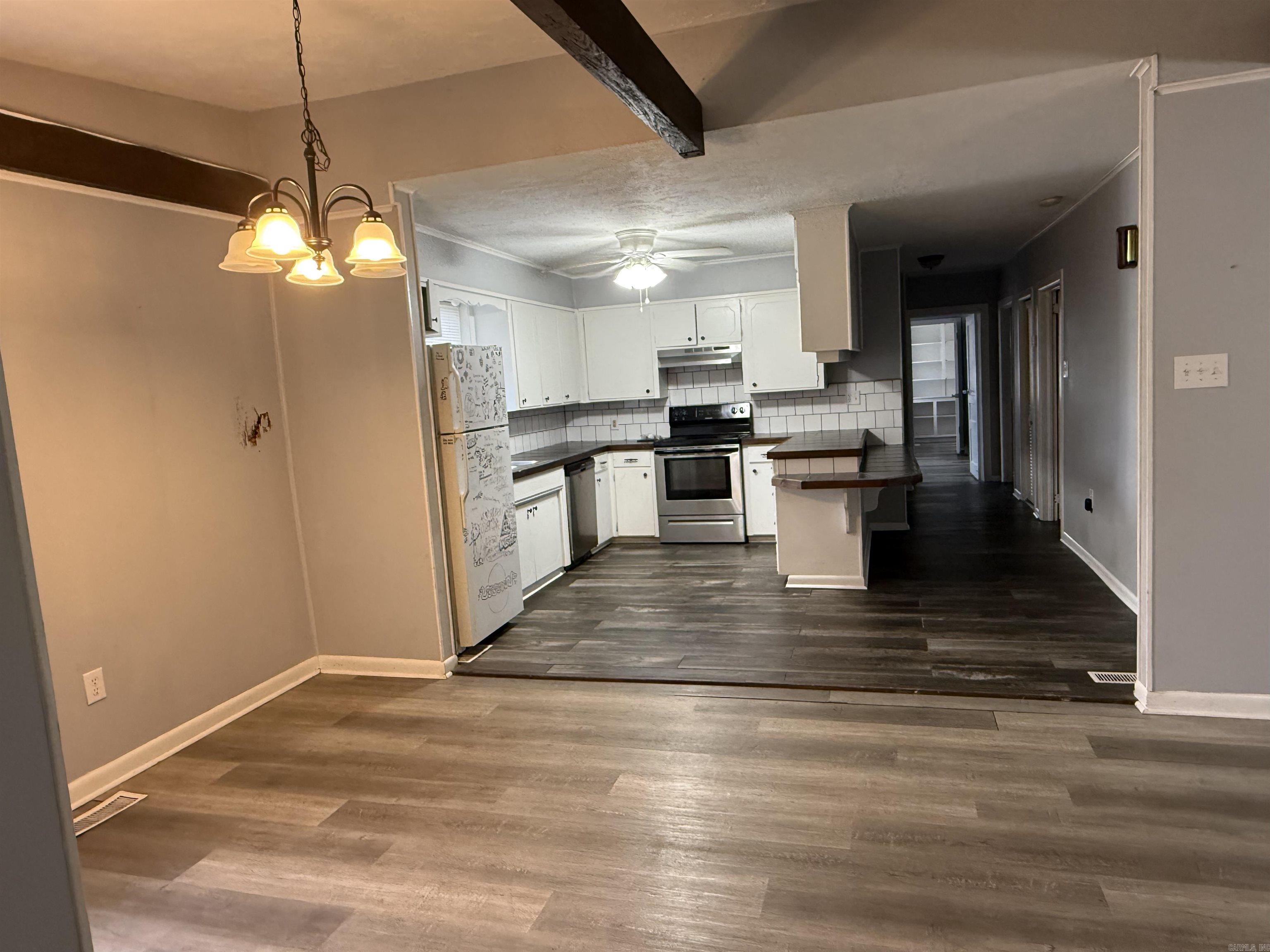 505 Country Club  Searcy, AR