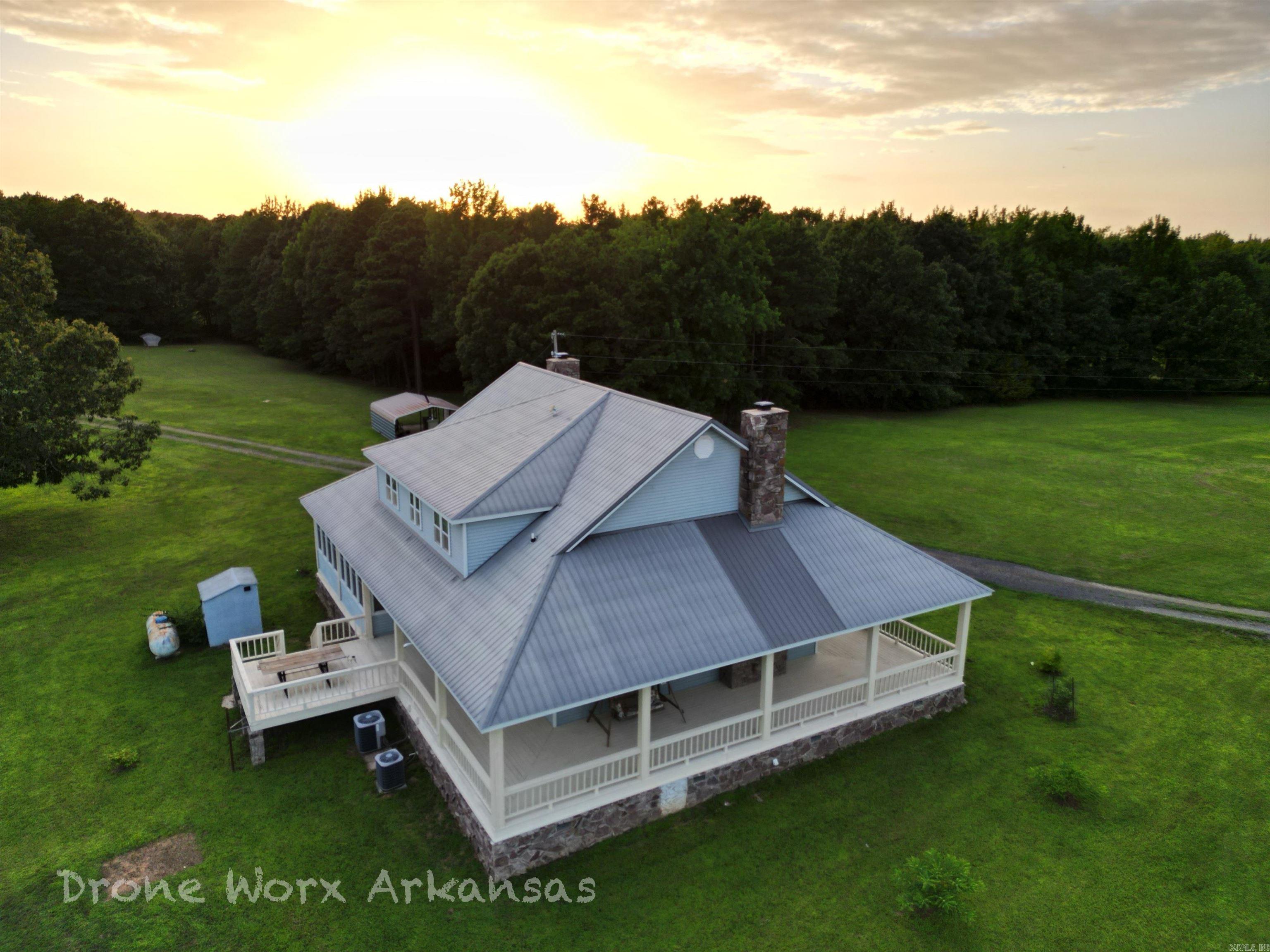 676 Diamond  Marshall, AR