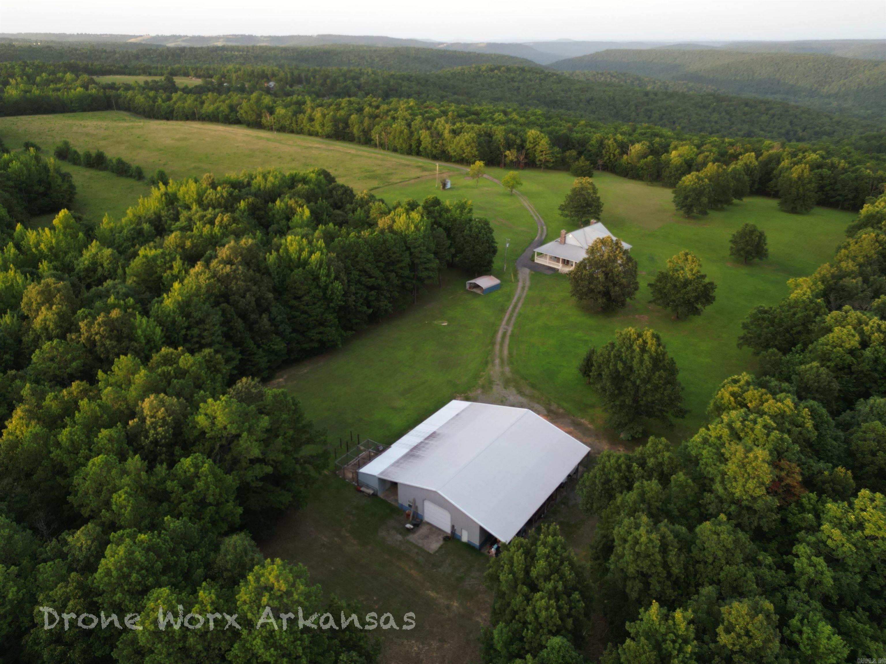 676 Diamond  Marshall, AR