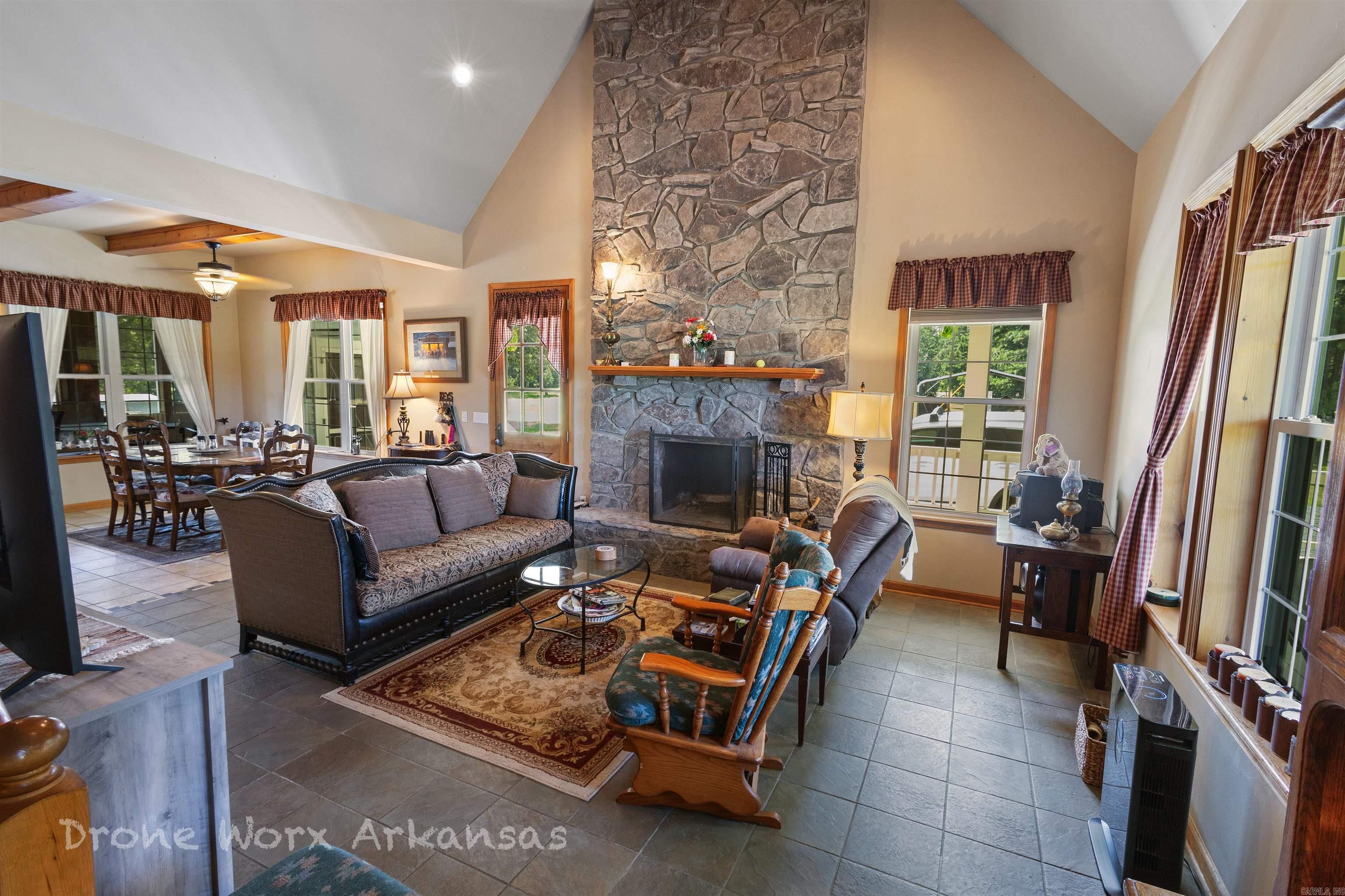 676 Diamond  Marshall, AR