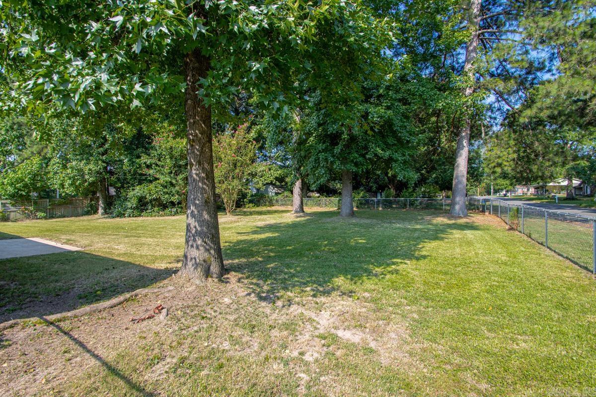 510 Rosewood Dr  Benton, AR