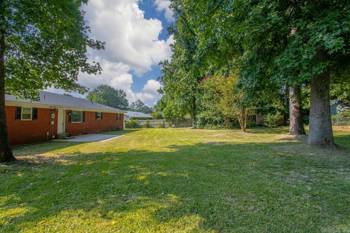 510 Rosewood Dr  Benton, AR
