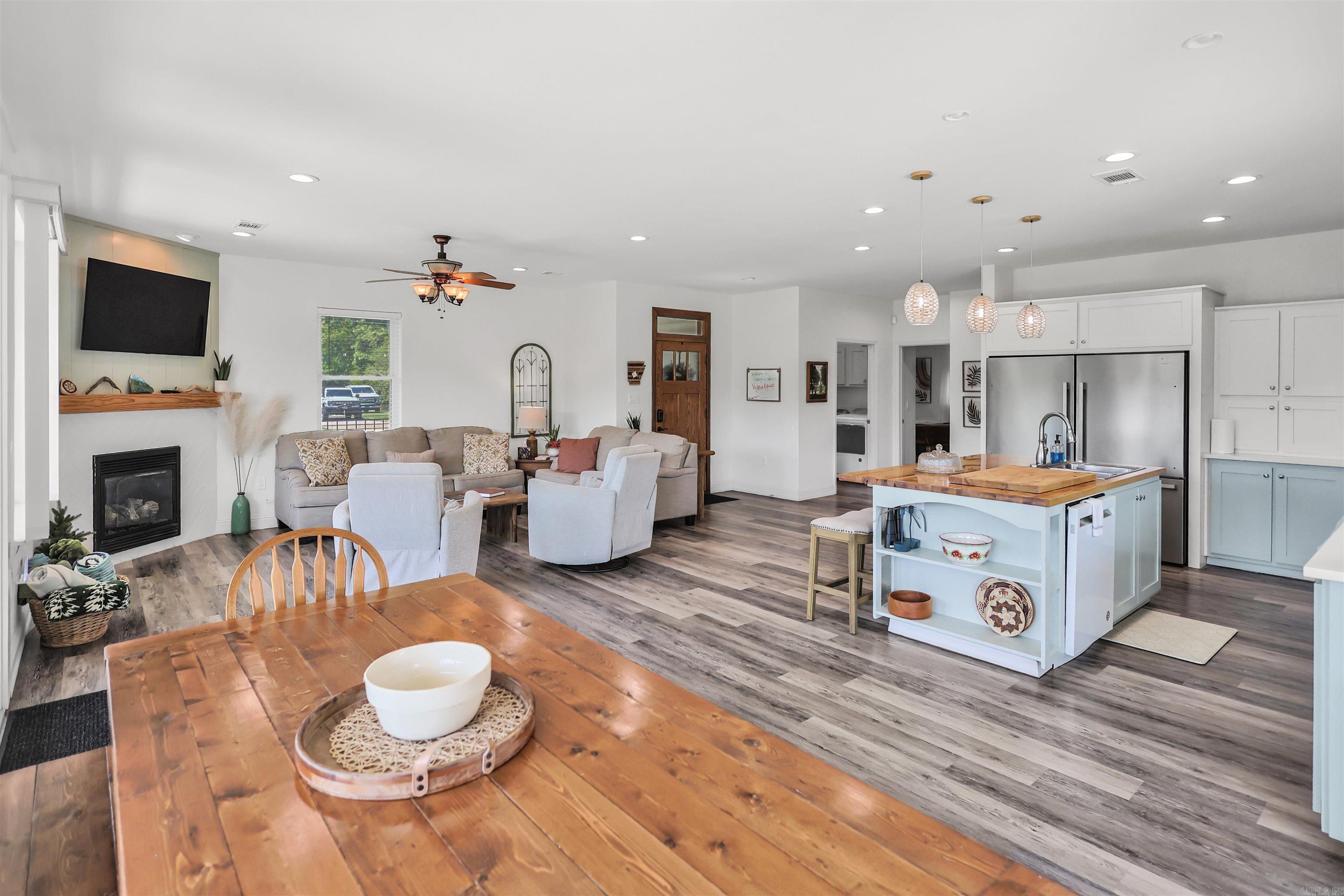 903 S 3rd  Glenwood, AR