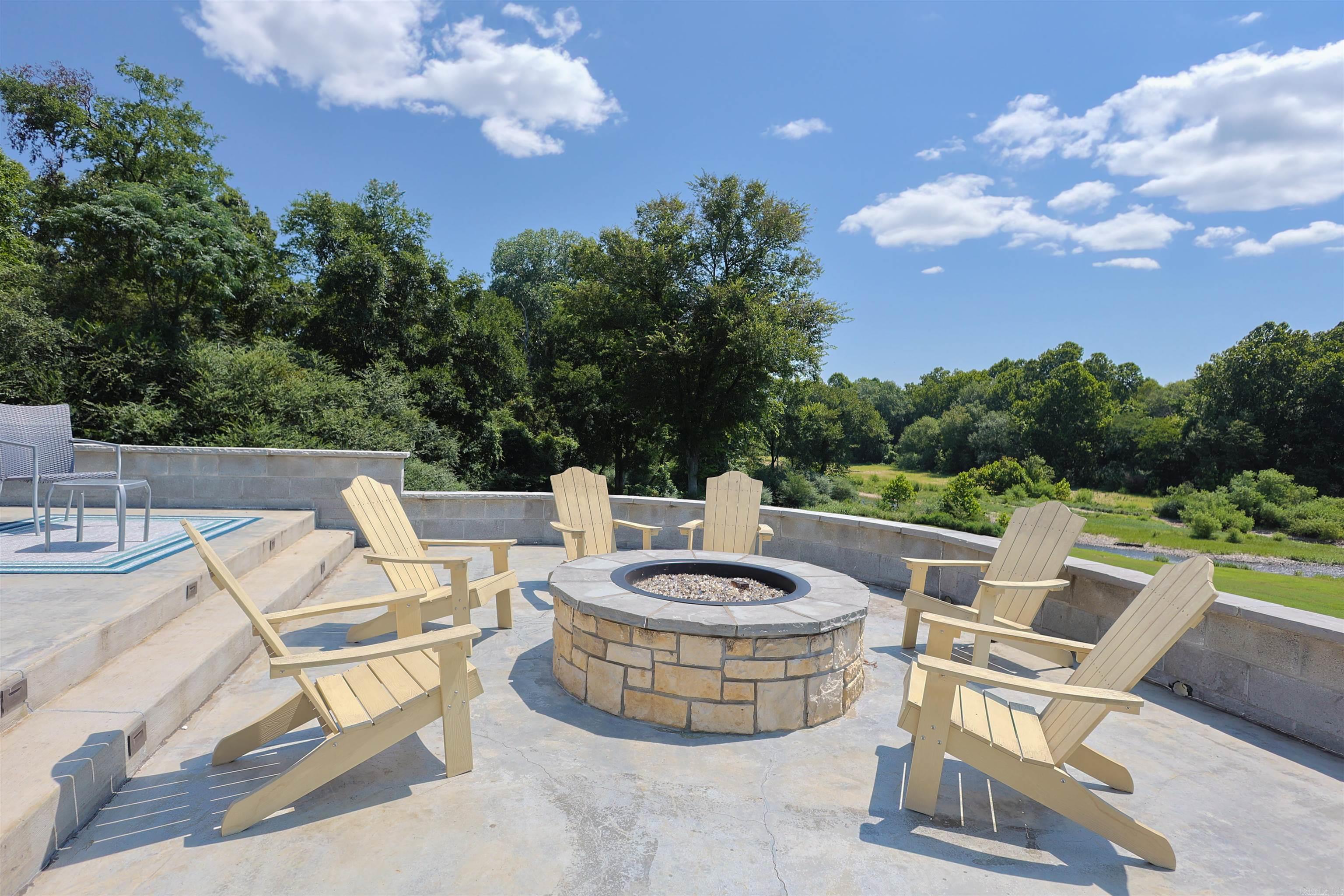 903 S 3rd  Glenwood, AR