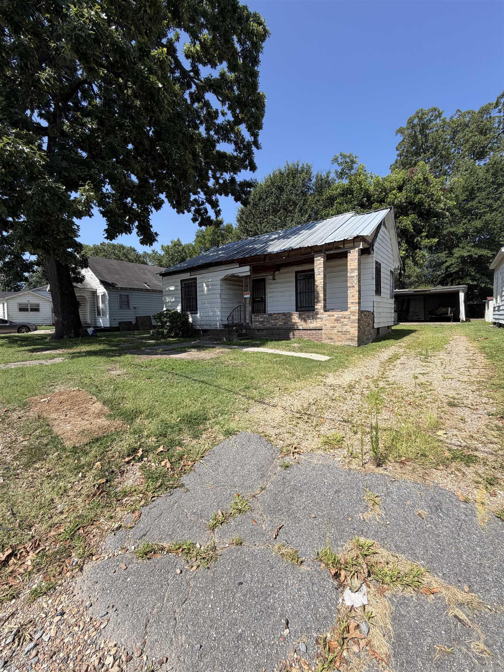 1926 S Olive  Pine Bluff, AR