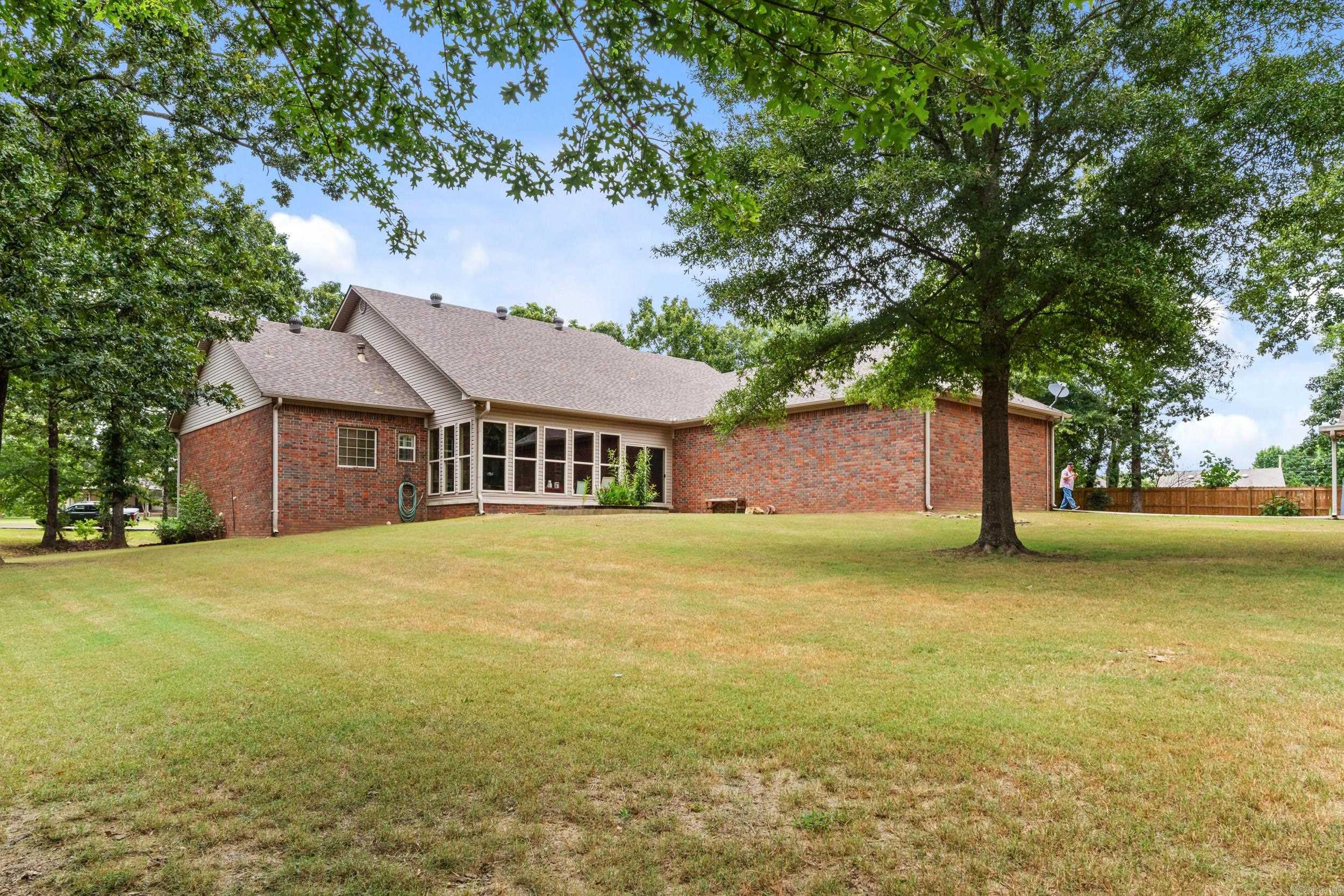 82 Northlake  Conway, AR