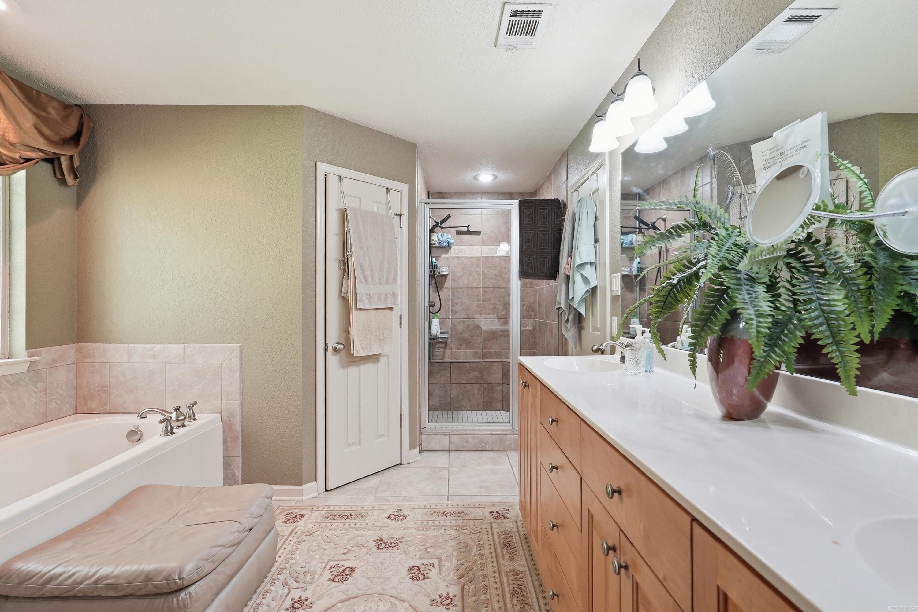 2314 Peeler Bend Rd  Benton, AR