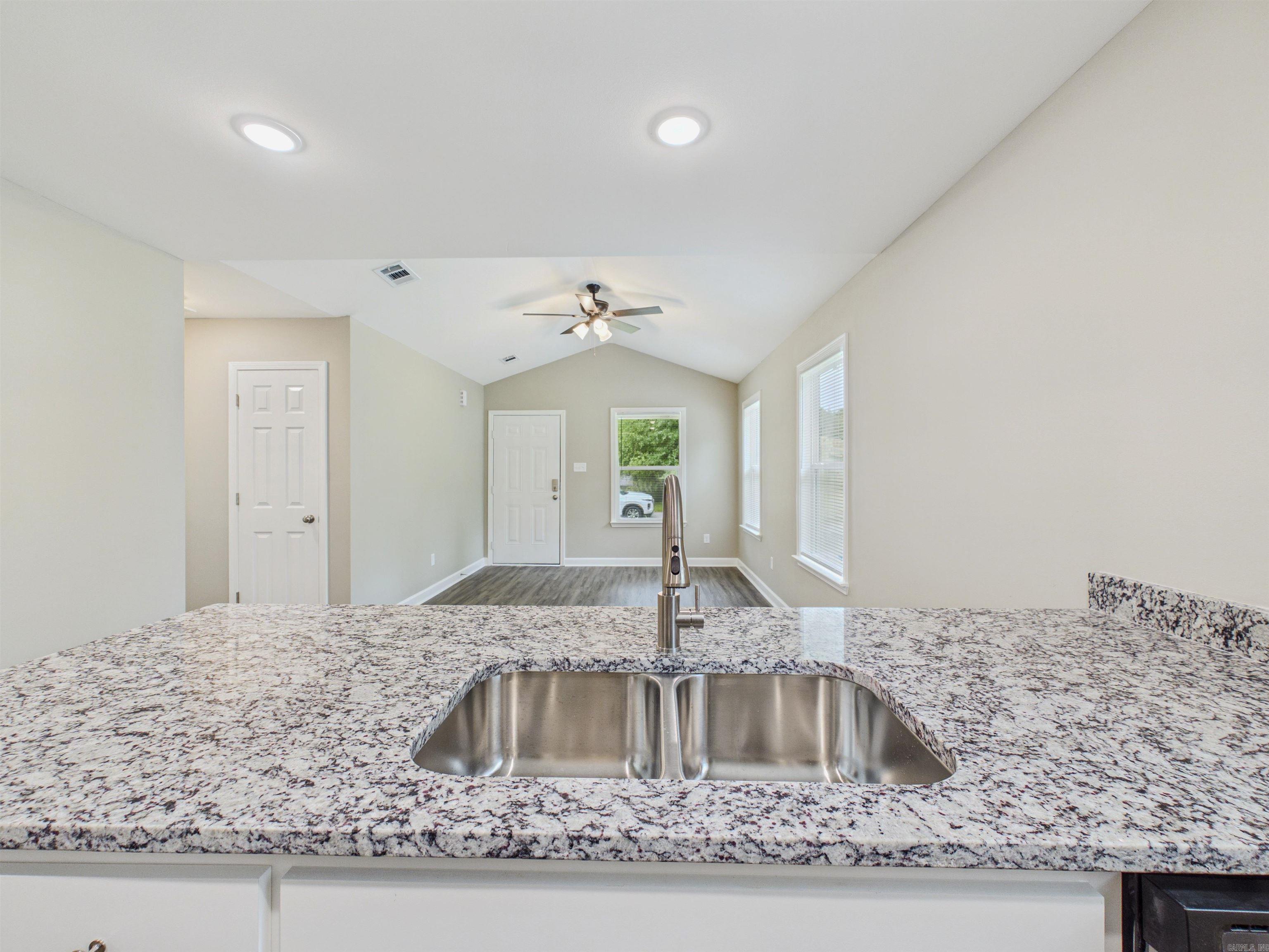 4903.5 Rose lane  Jacksonville, AR