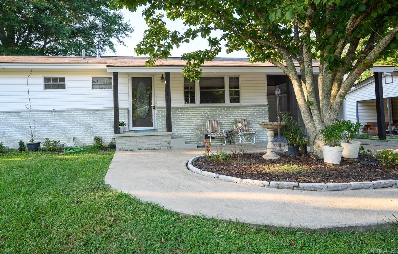 1301 Reeves Ave  Mena, AR