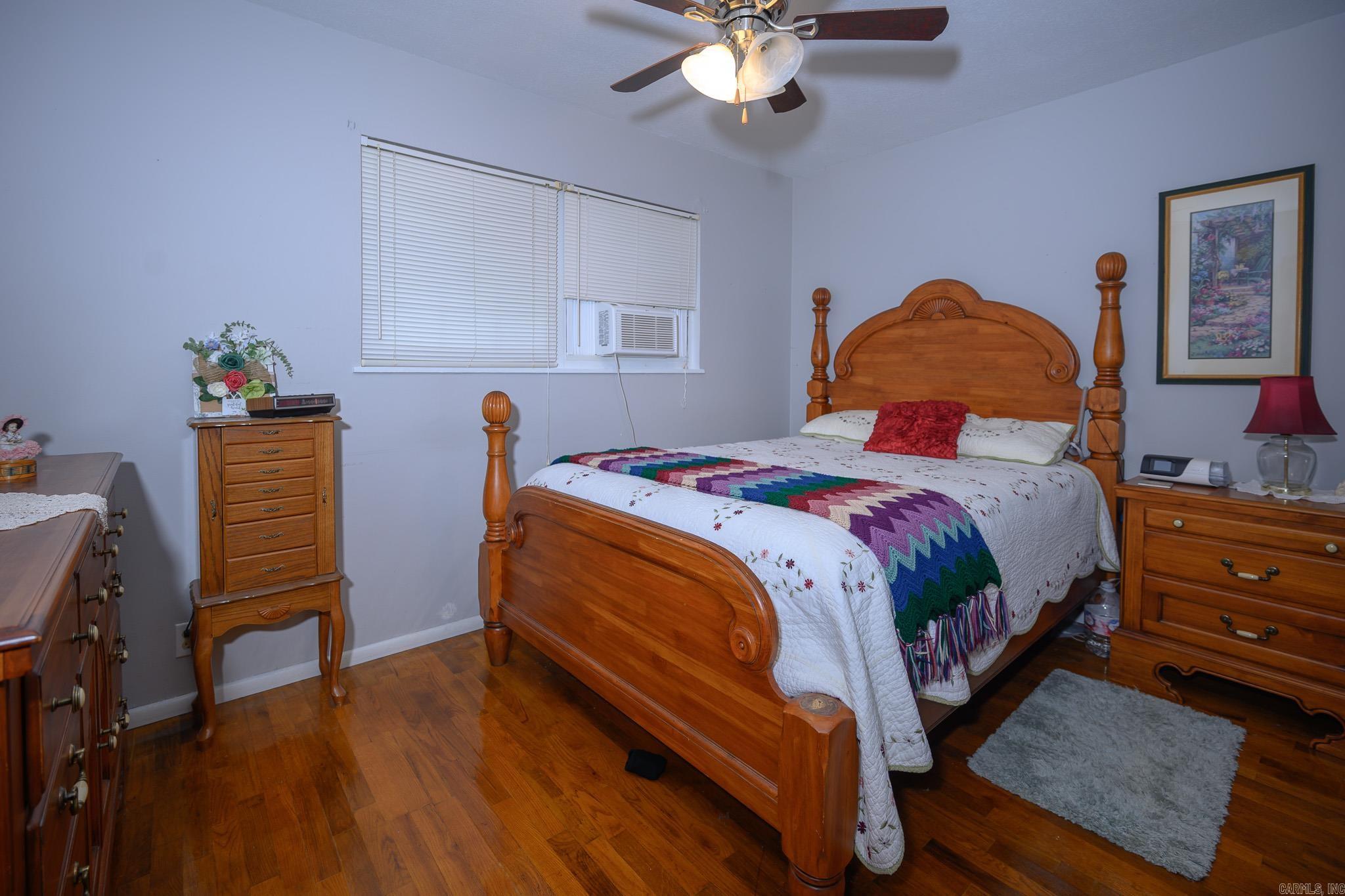 1301 Reeves Ave  Mena, AR