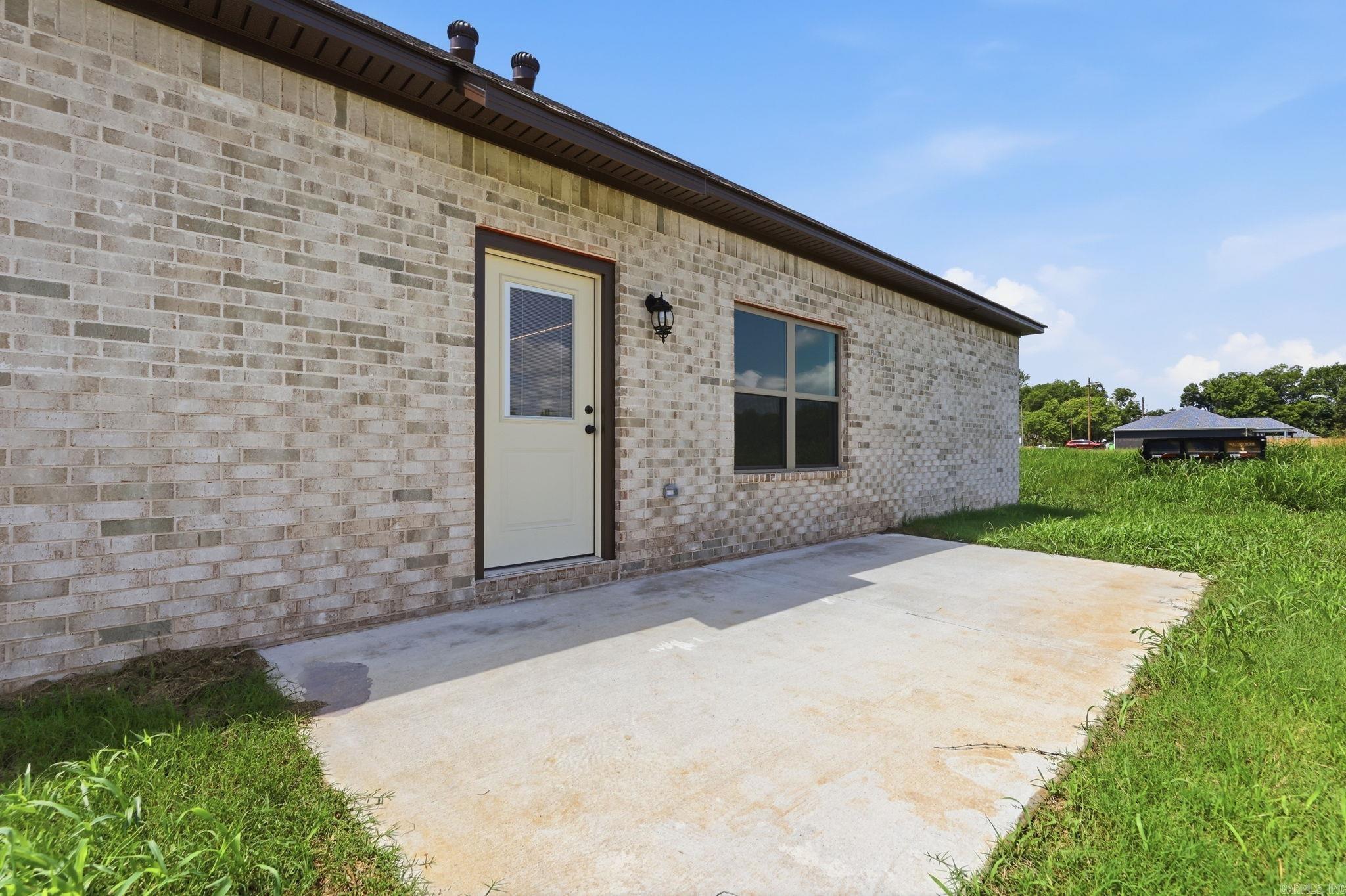 203 E Flordia  Beebe, AR