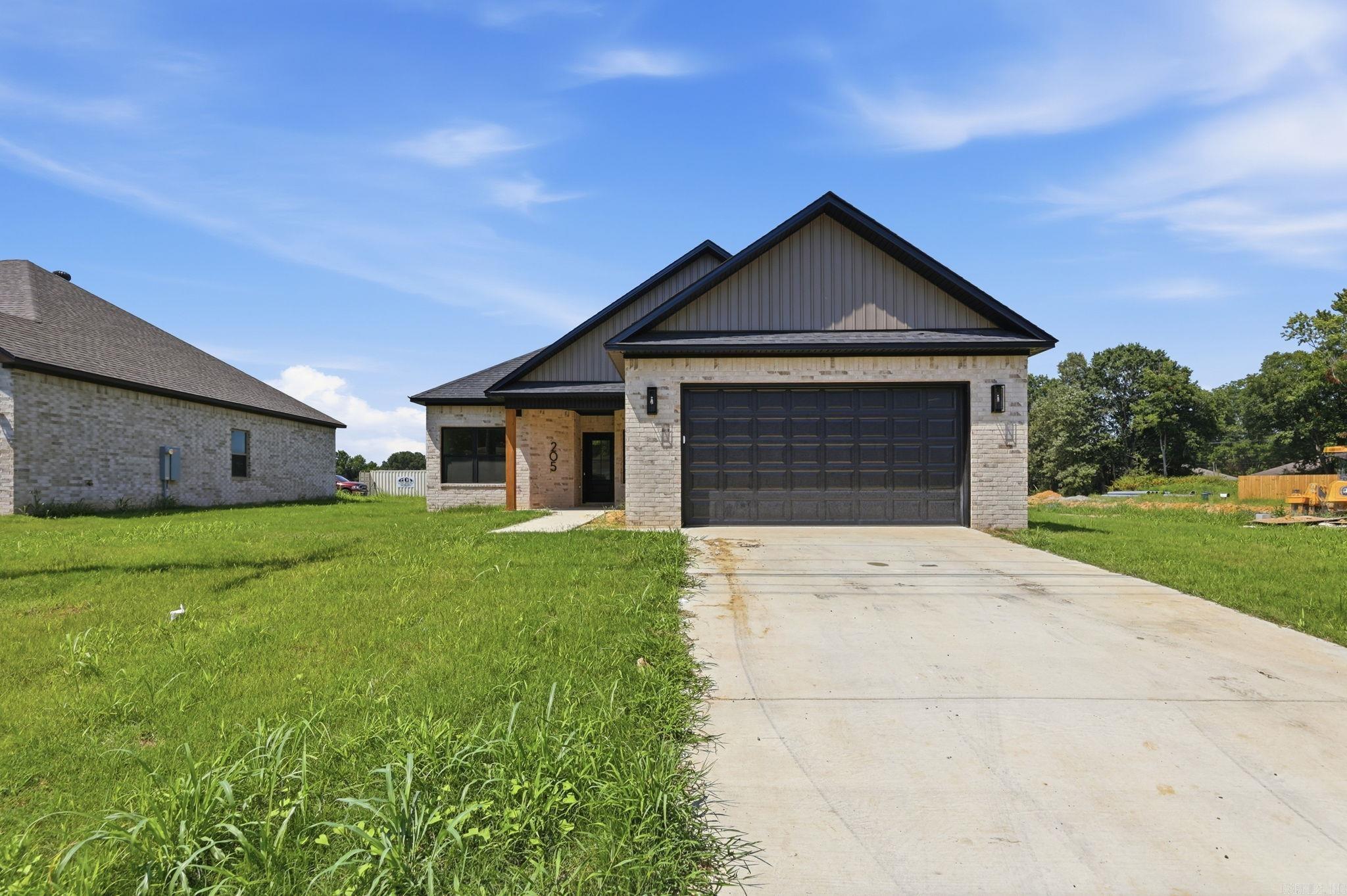 205 E Florida  Beebe, AR