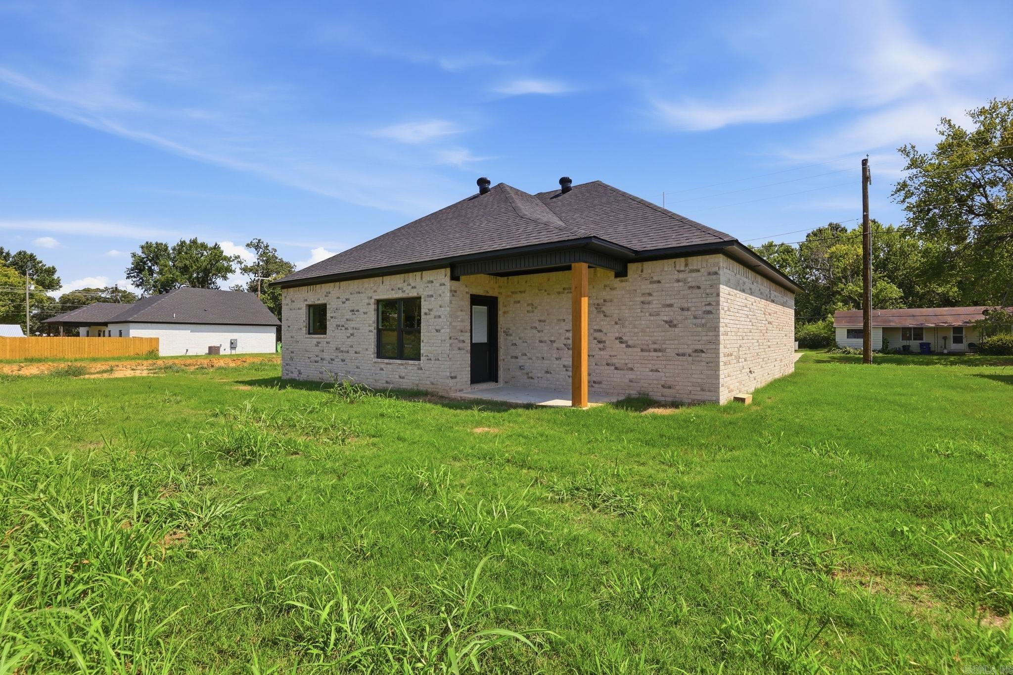 205 E Florida  Beebe, AR
