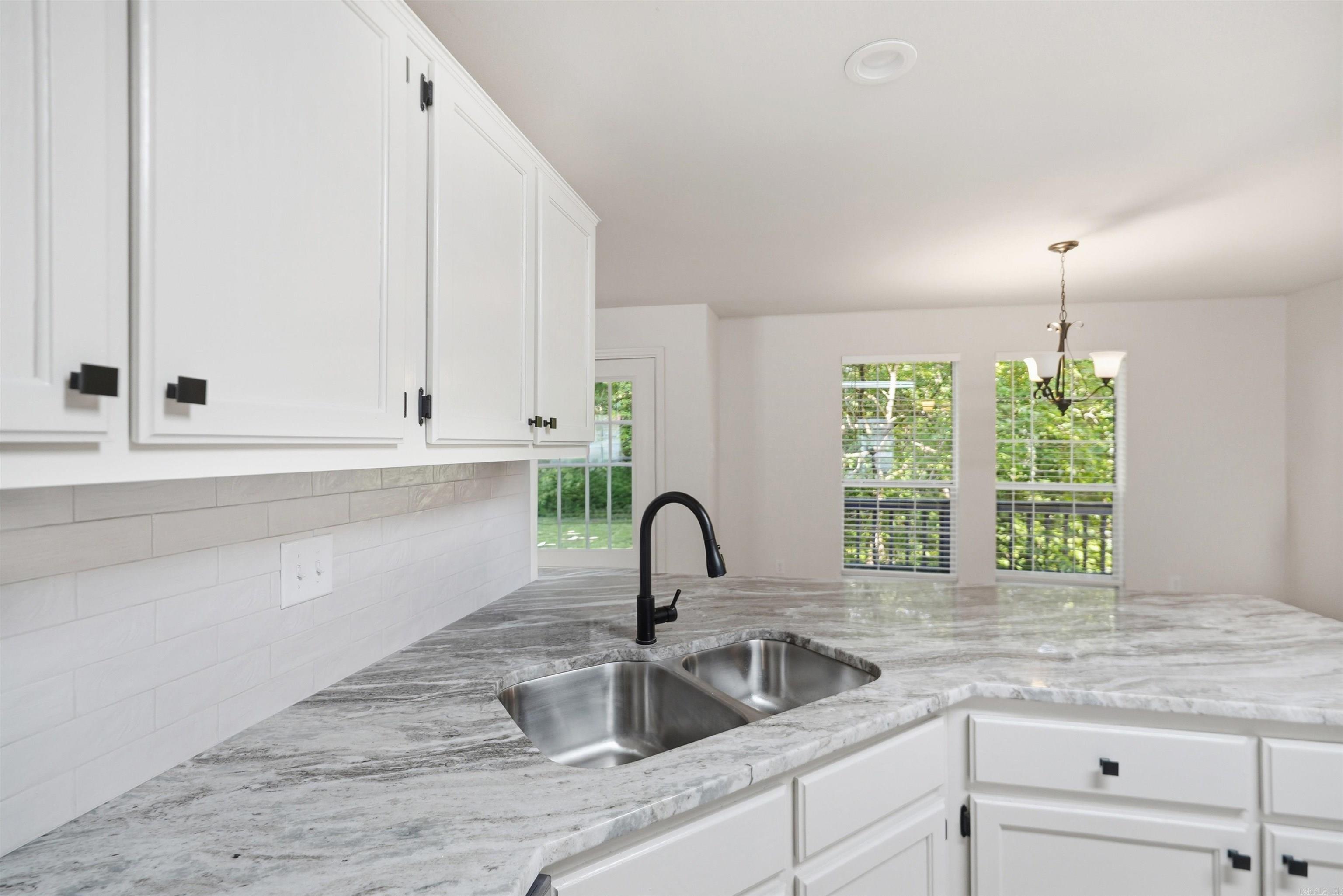 1313 River Oaks  Benton, AR