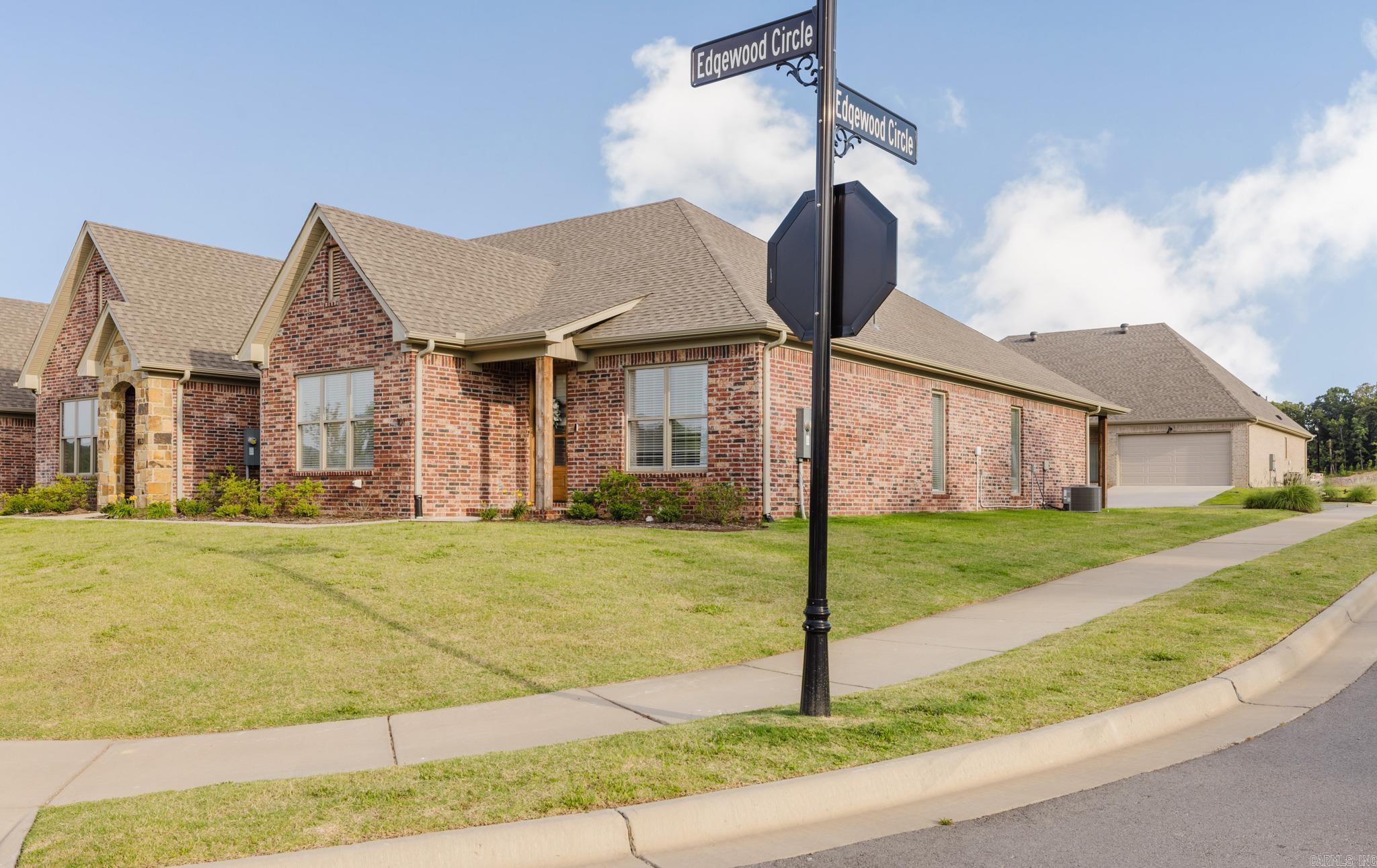 101 Edgewood  Little Rock, AR