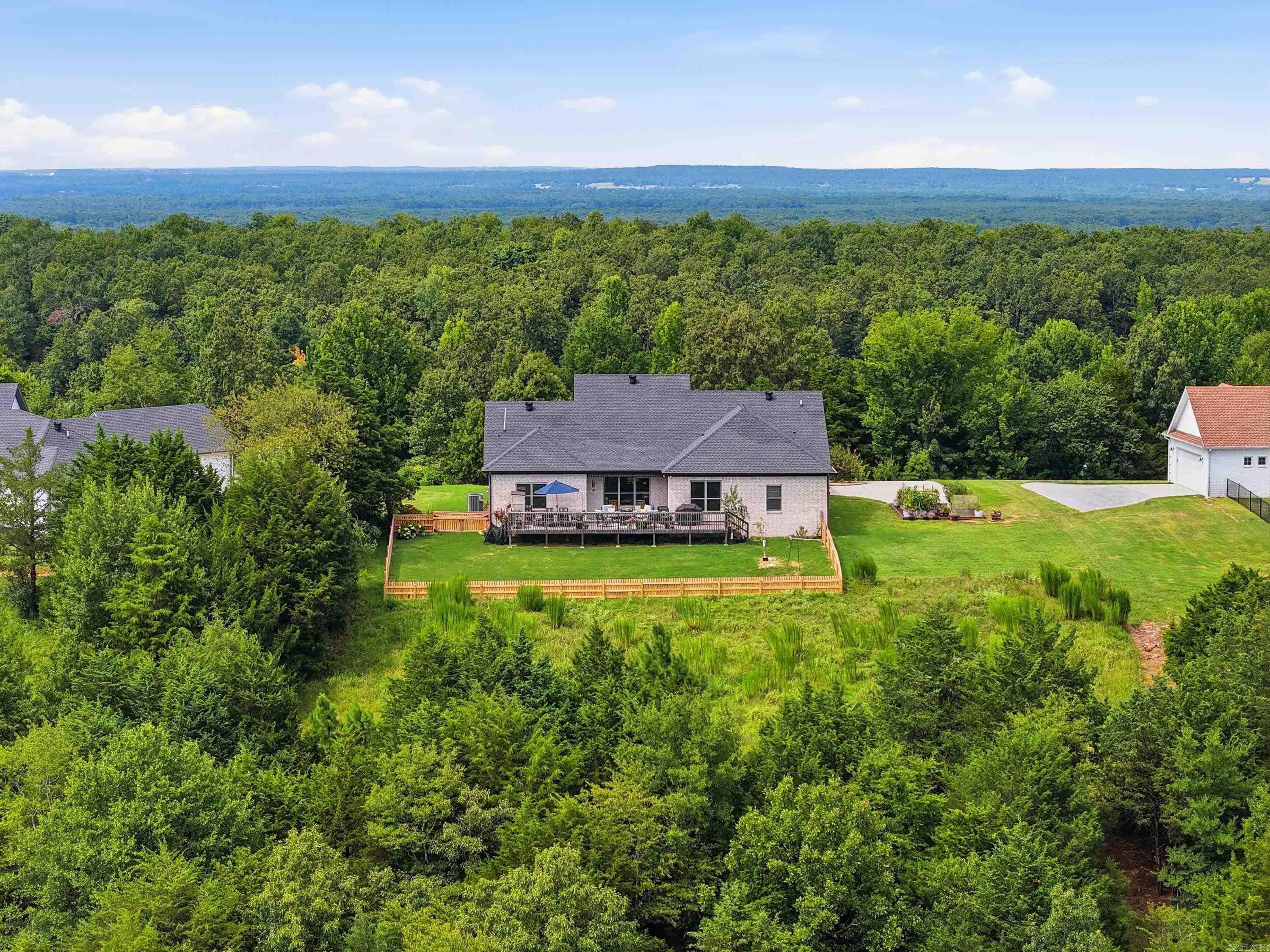 75 Crested Butte  Austin, AR