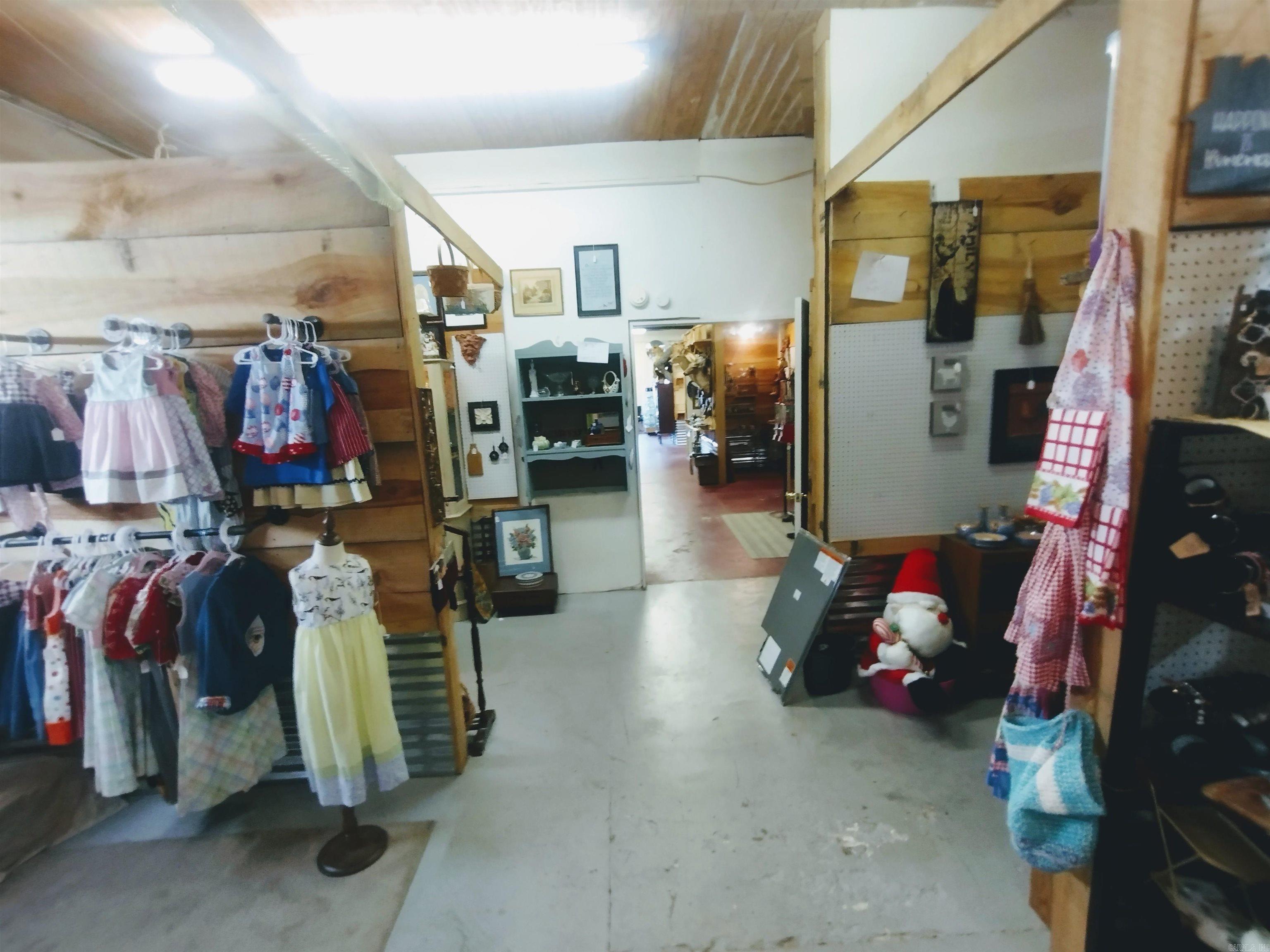 223 west Main  Mountain View, AR