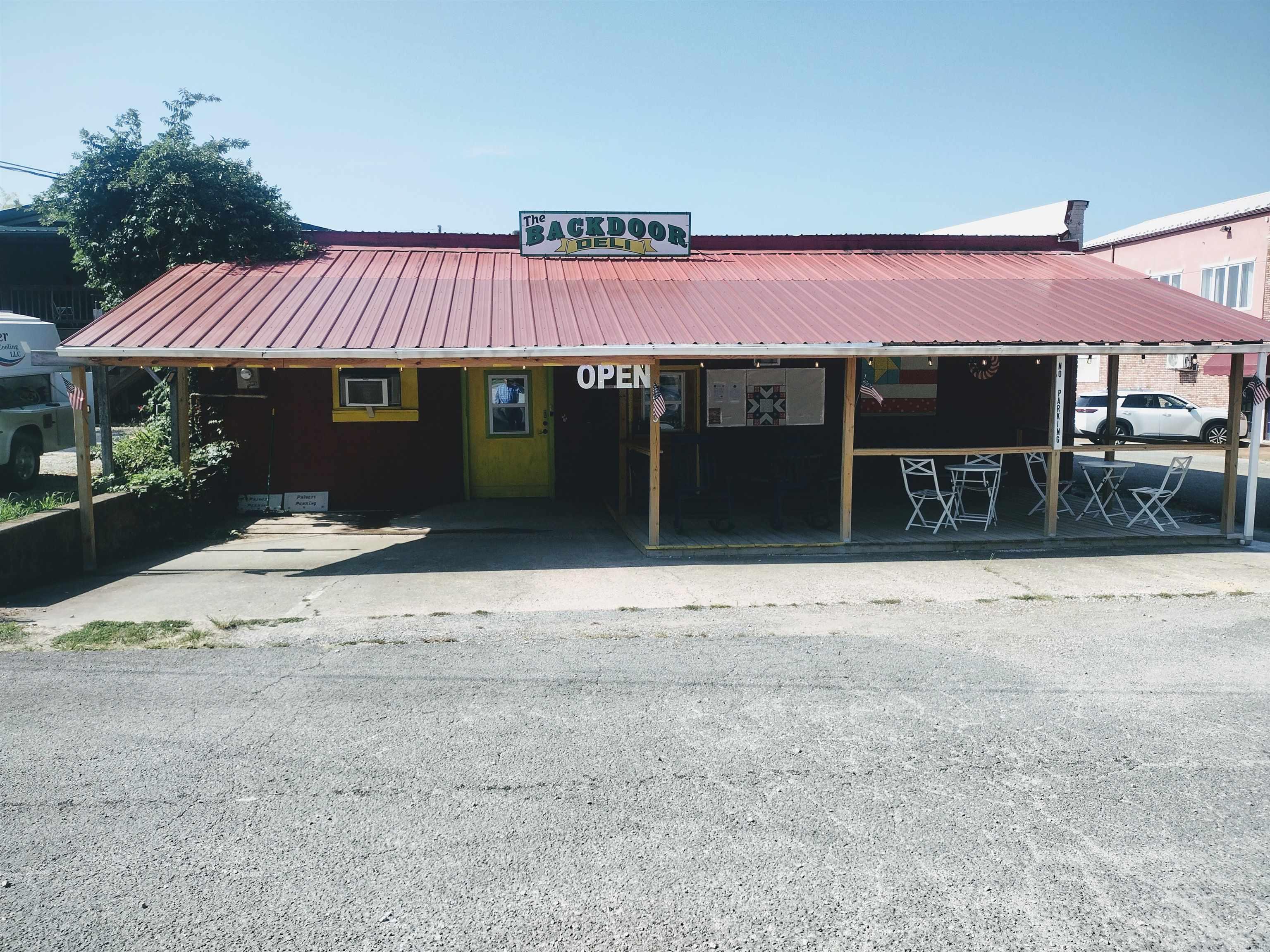 223 west Main  Mountain View, AR