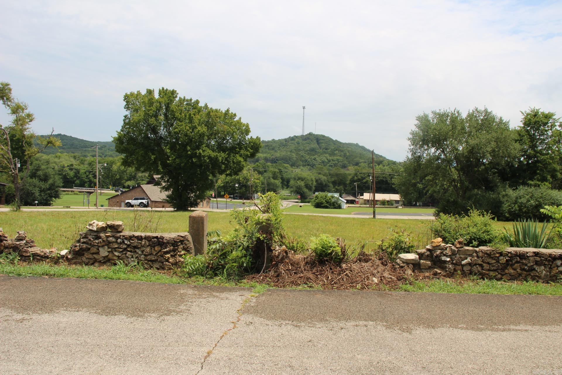 Lots 1-8 4th  Yellville, AR