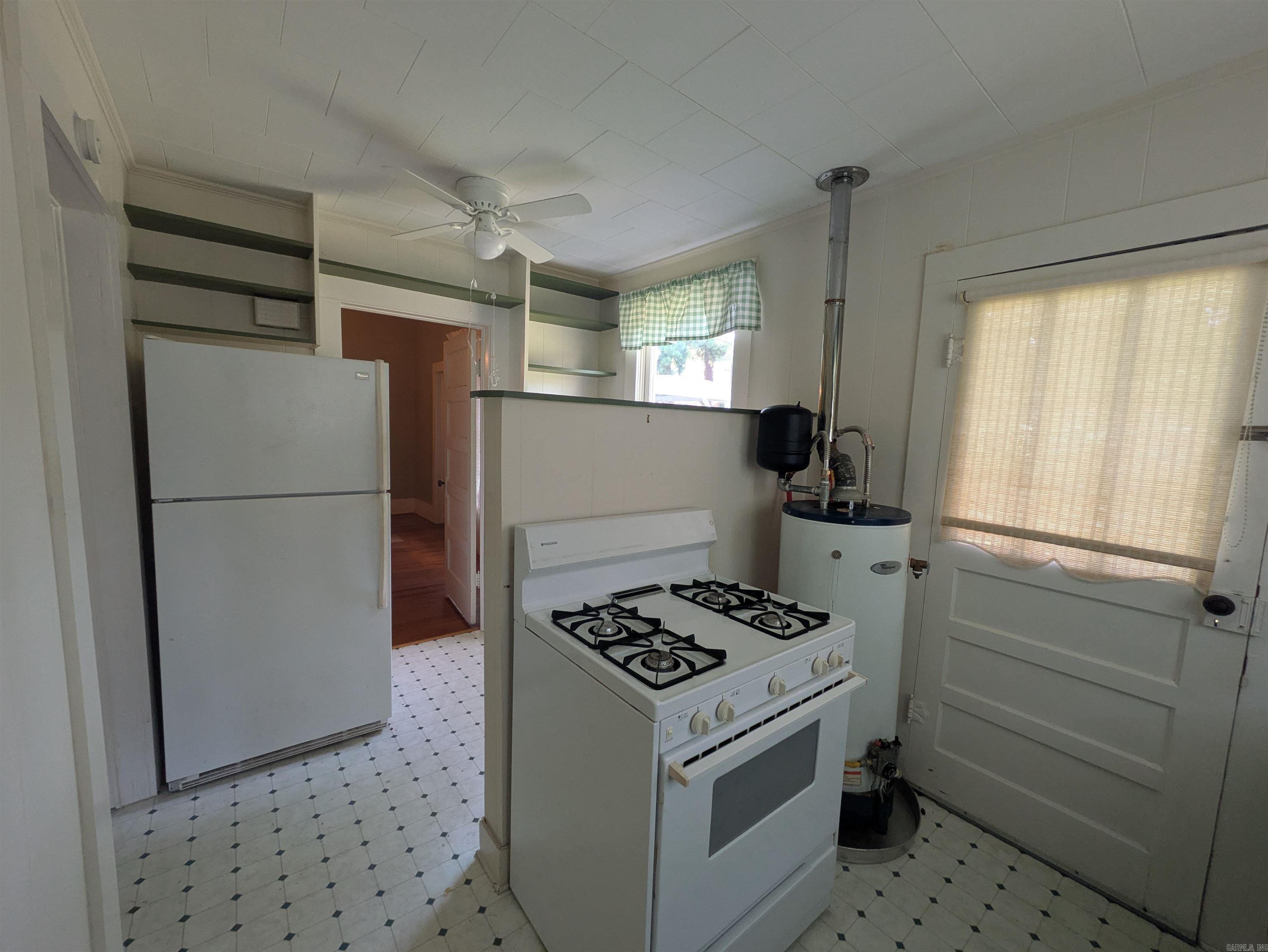 602 Avenue 2 NE  Atkins, AR