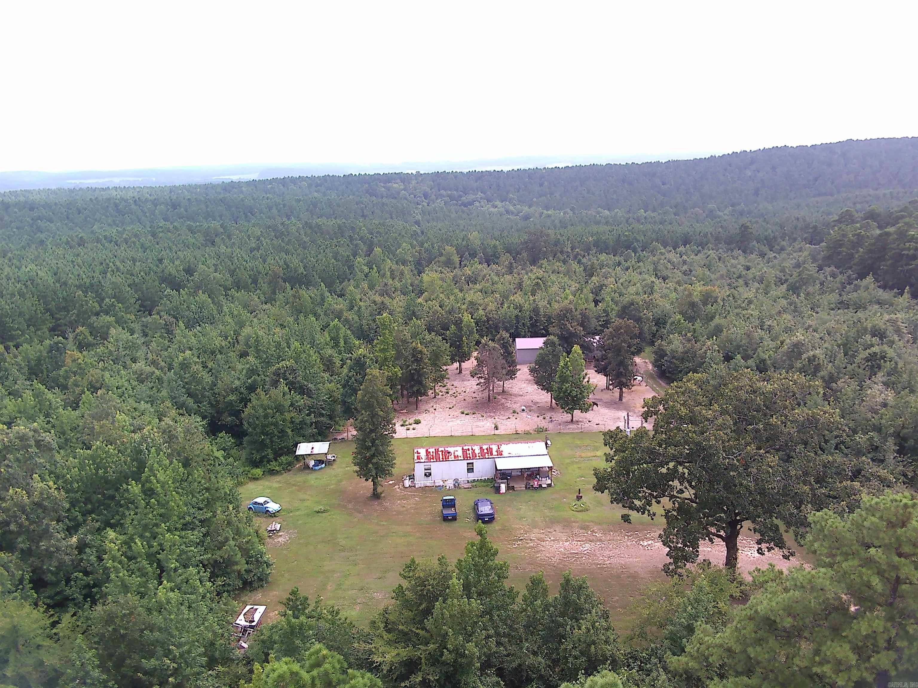 1417 Skyline Dr  Amity, AR