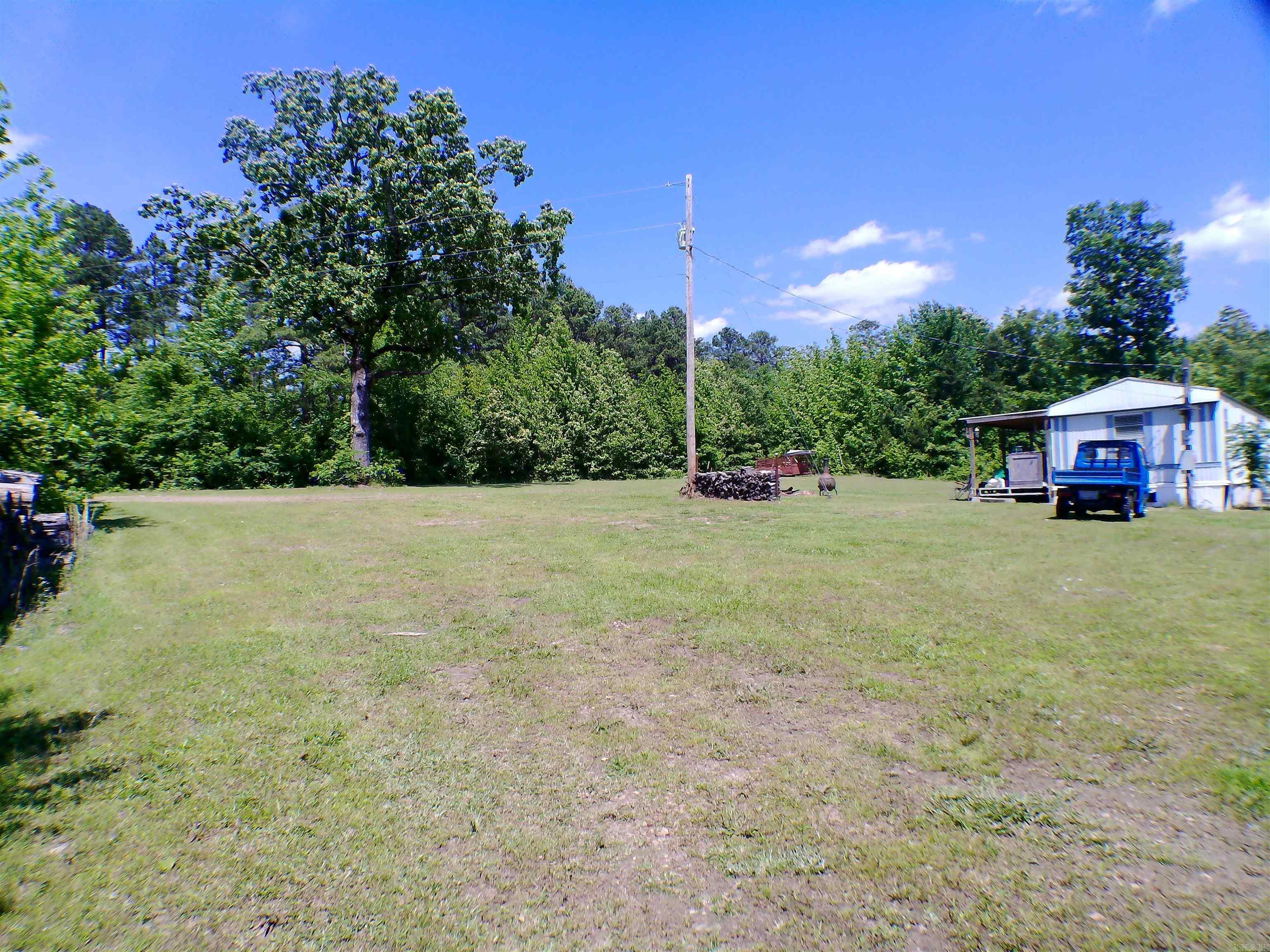 1417 Skyline Dr  Amity, AR