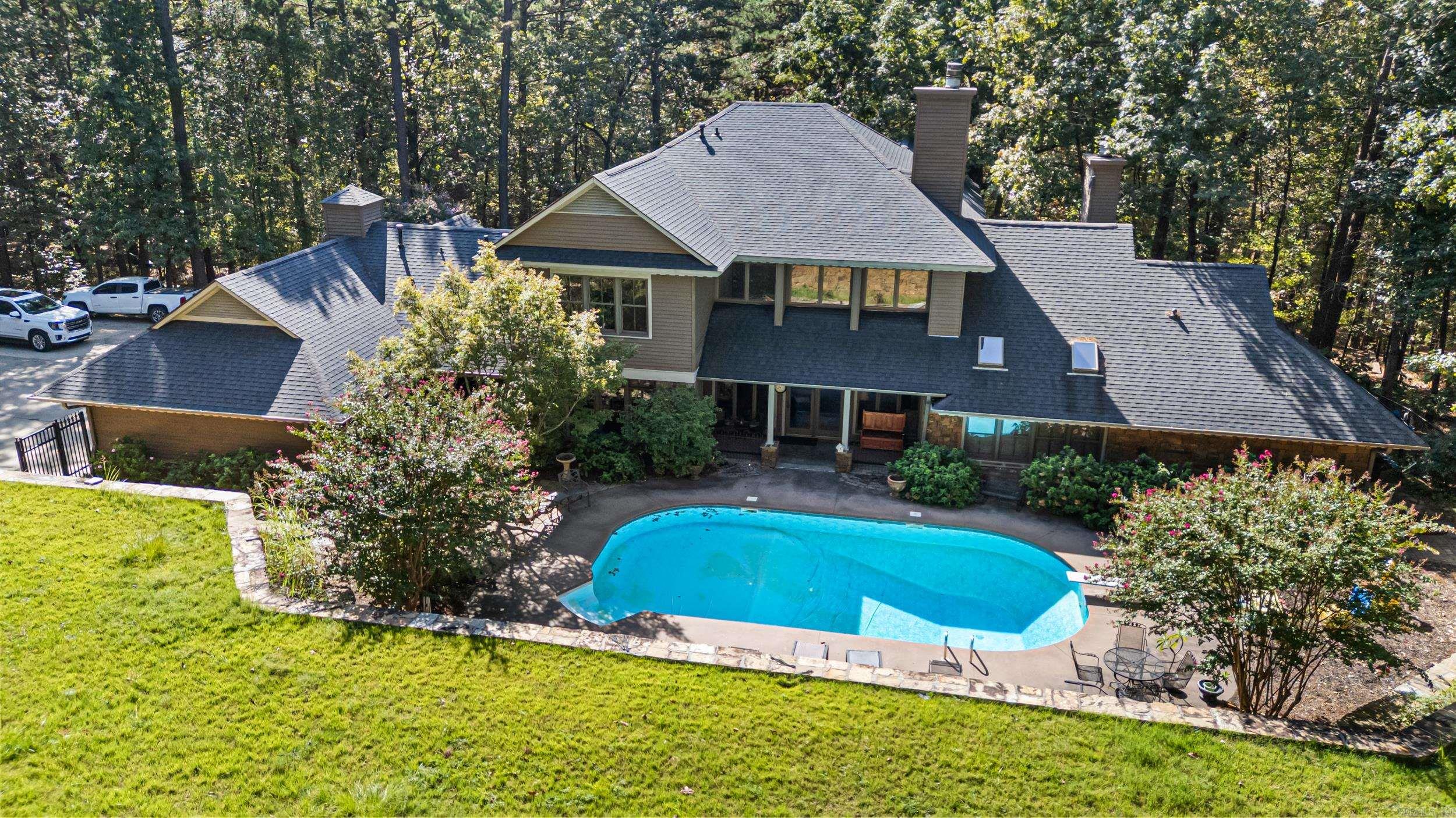 407  Dove  Russellville, AR