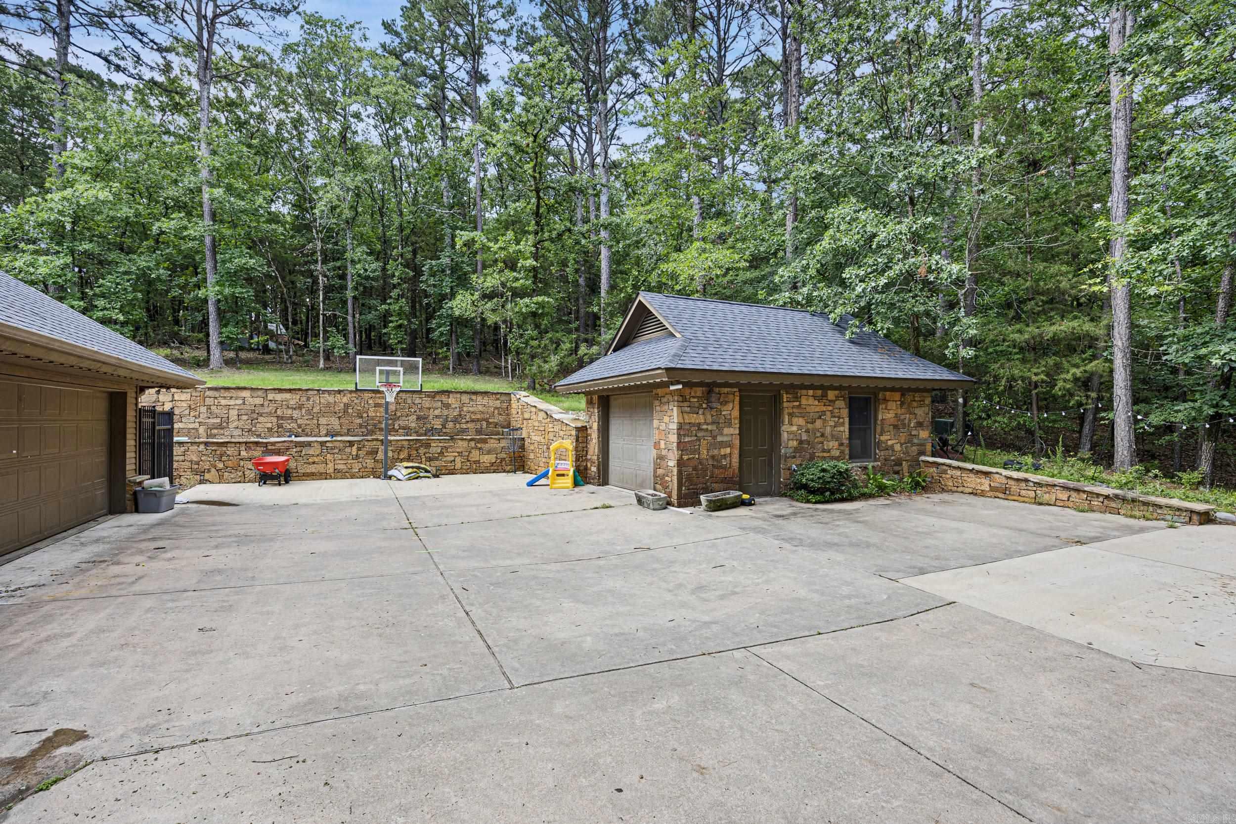 407 Dove  Russellville, AR